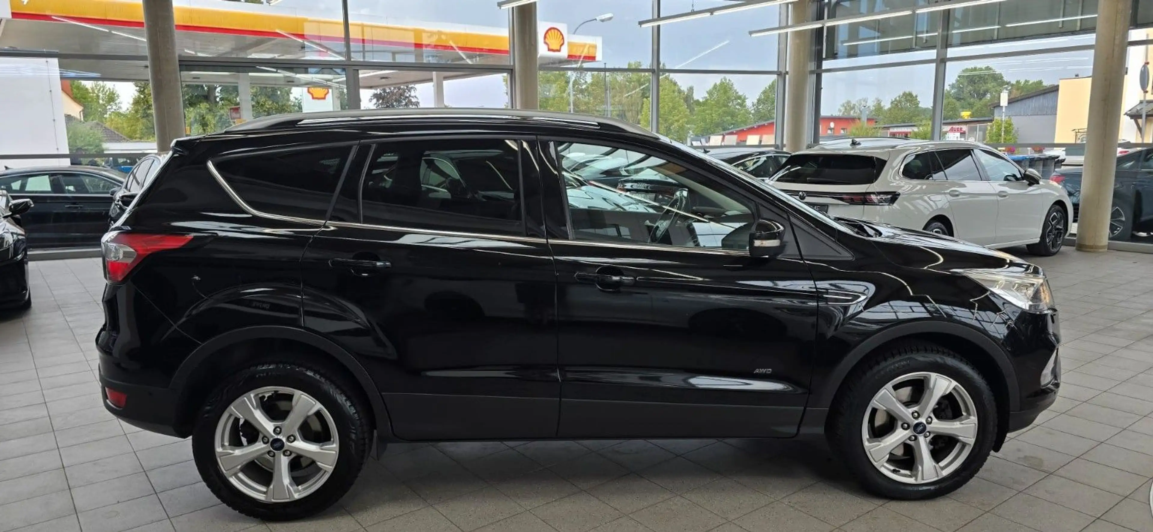 Ford Kuga Titanium — photo 5