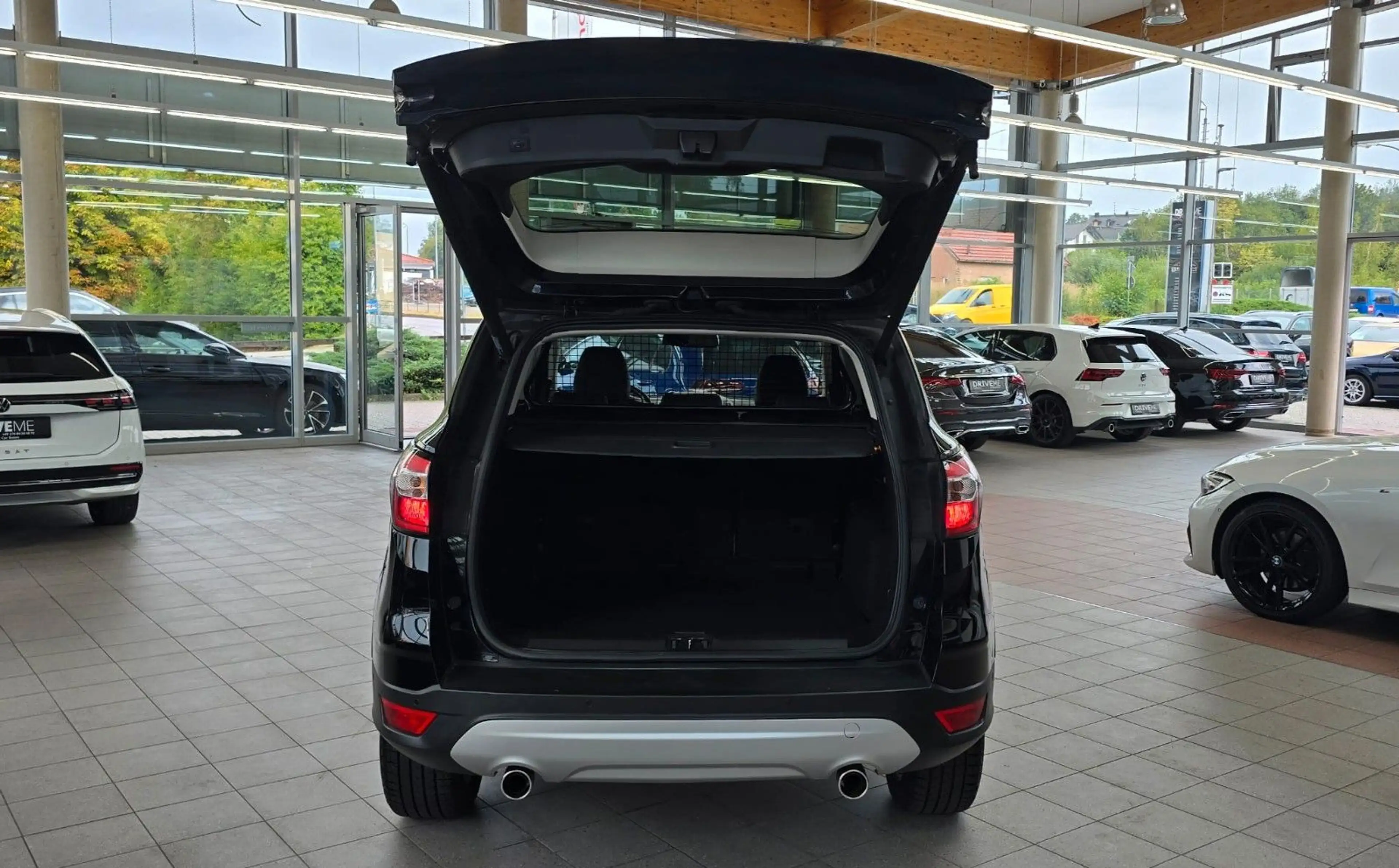 Ford Kuga Titanium — photo 10