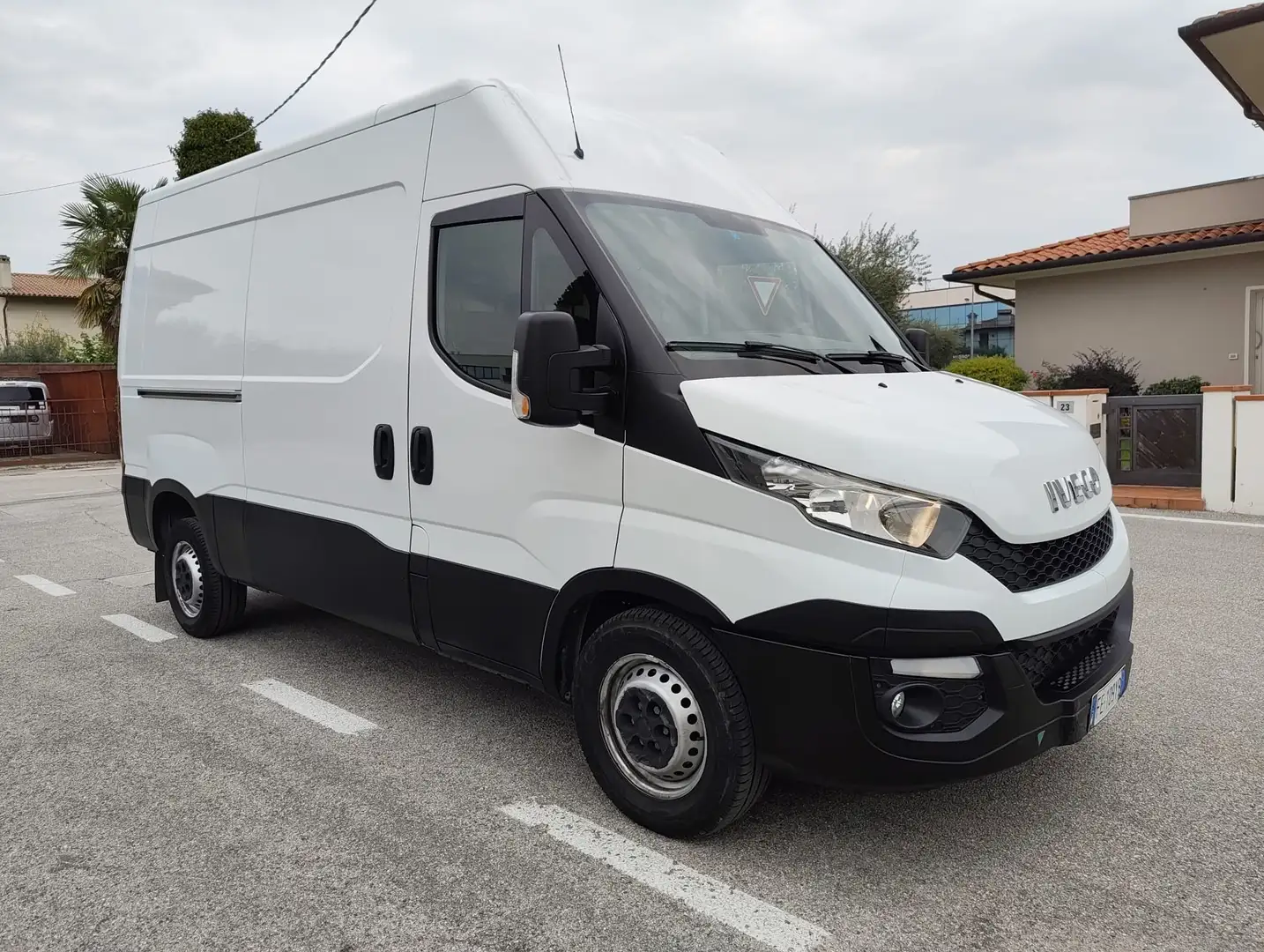 Iveco Daily 35S15 Bianco - 1