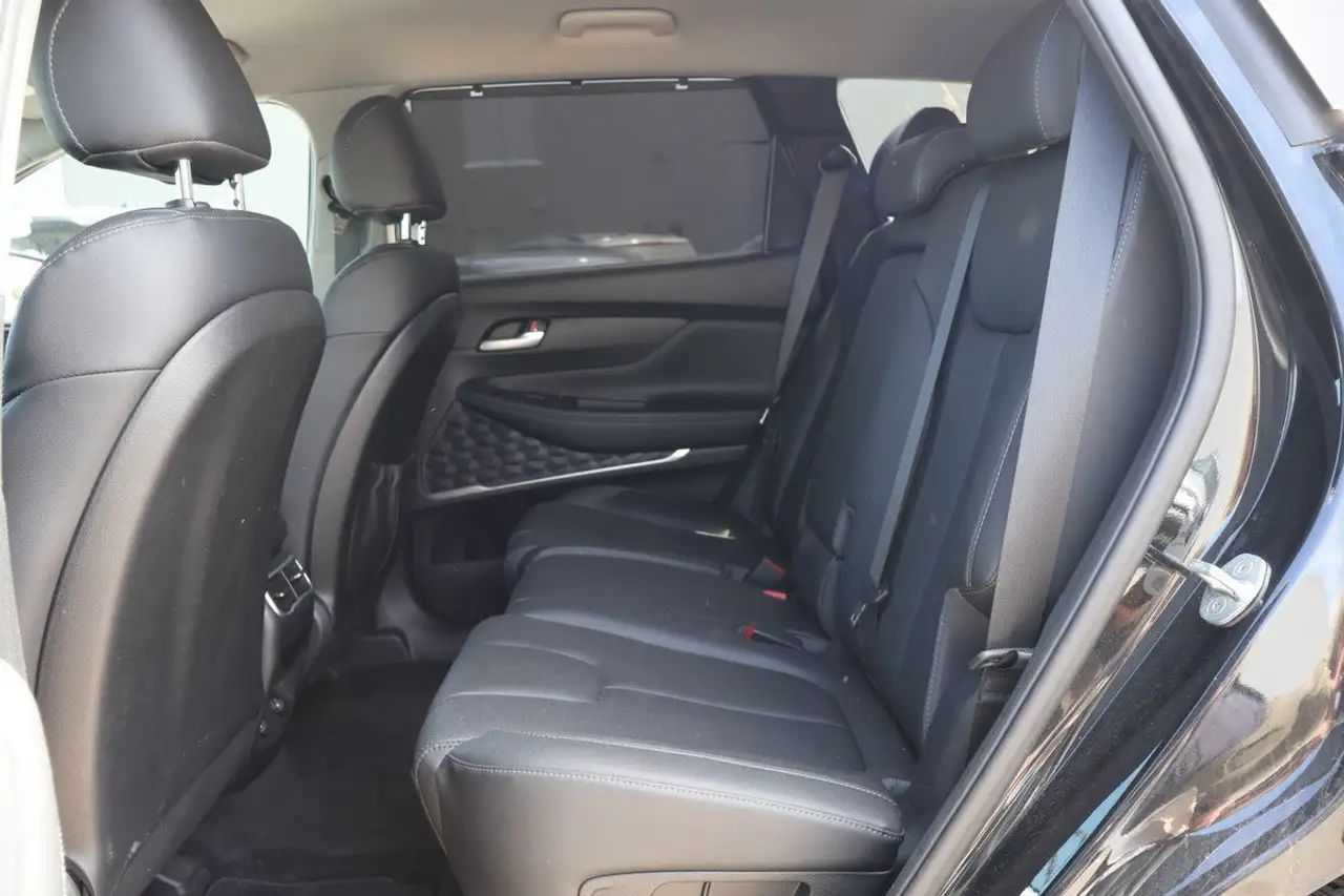 Hyundai SANTA FE снимка Hyundai SANTA FE
