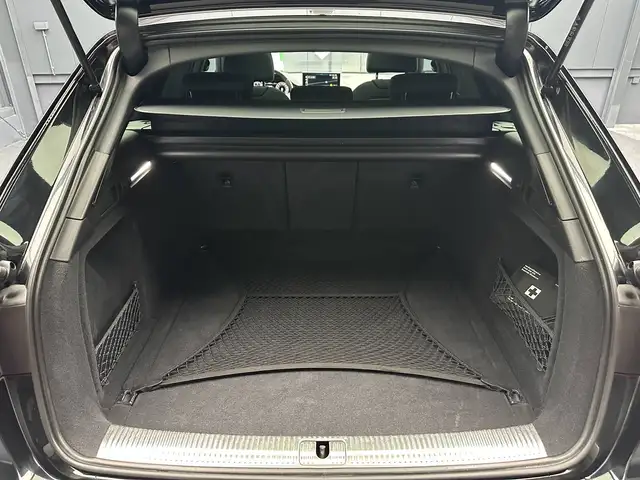 Audi A4 view 30