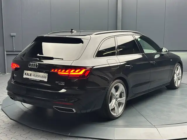 Audi A4 view 5