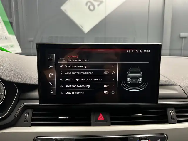 Audi A4 view 24