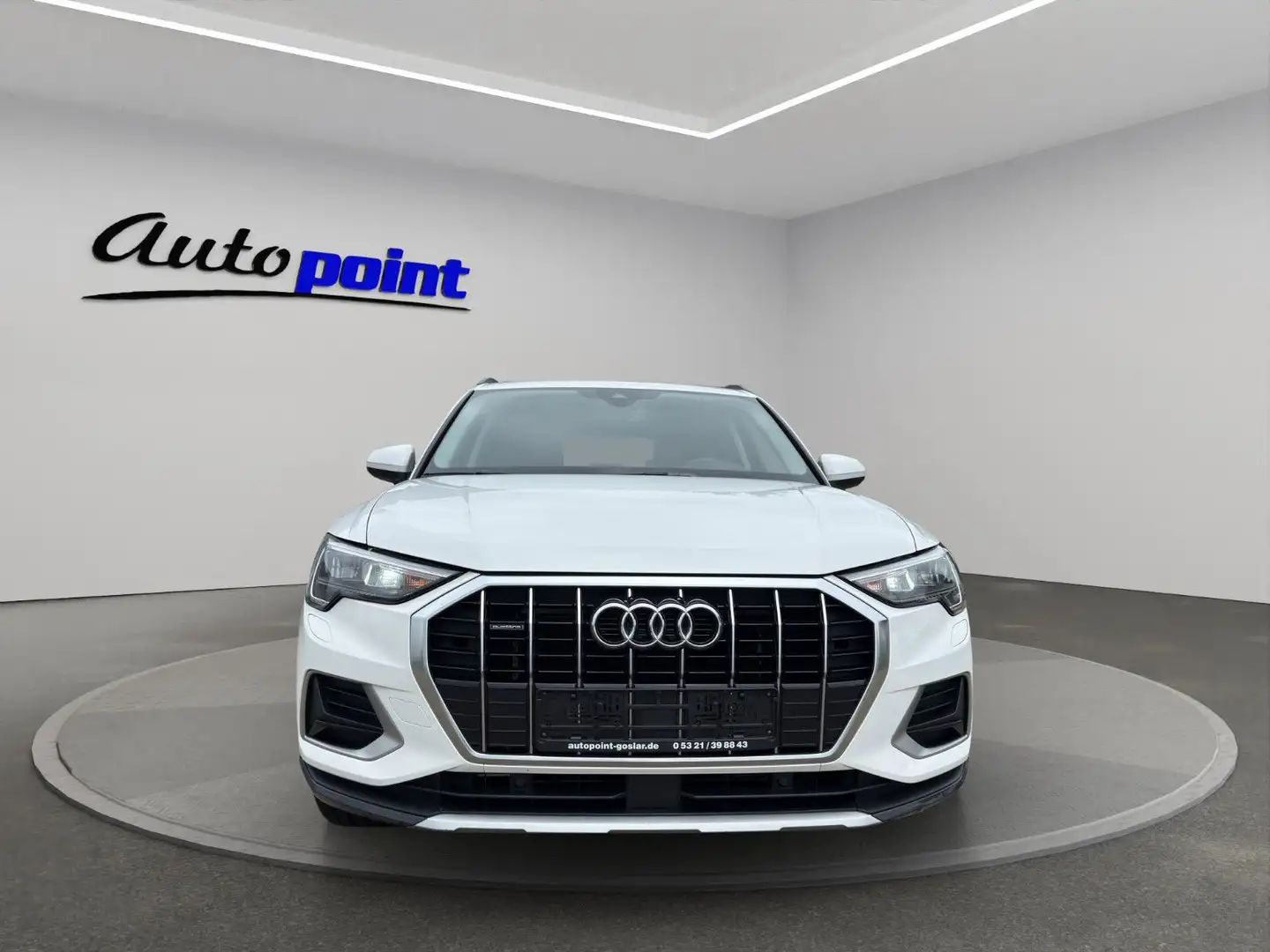 Audi Q3 40 TDI quattro AHK LED Blanc - 2