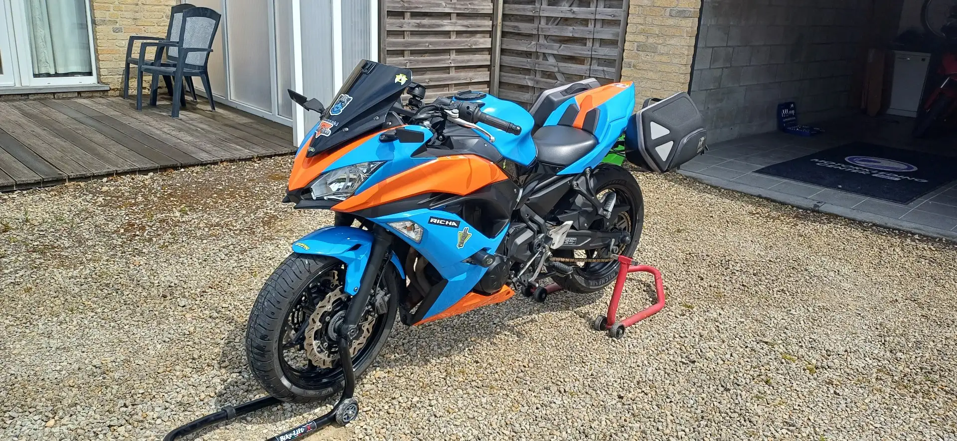 Kawasaki Ninja 650 KRT Azul - 1