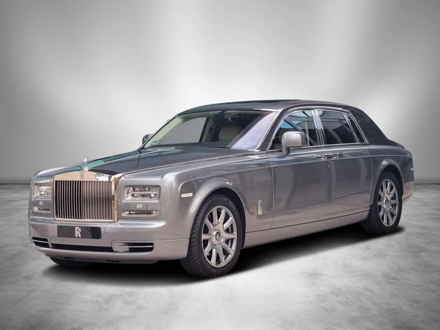Rolls-Royce Phantom - Grey - 1