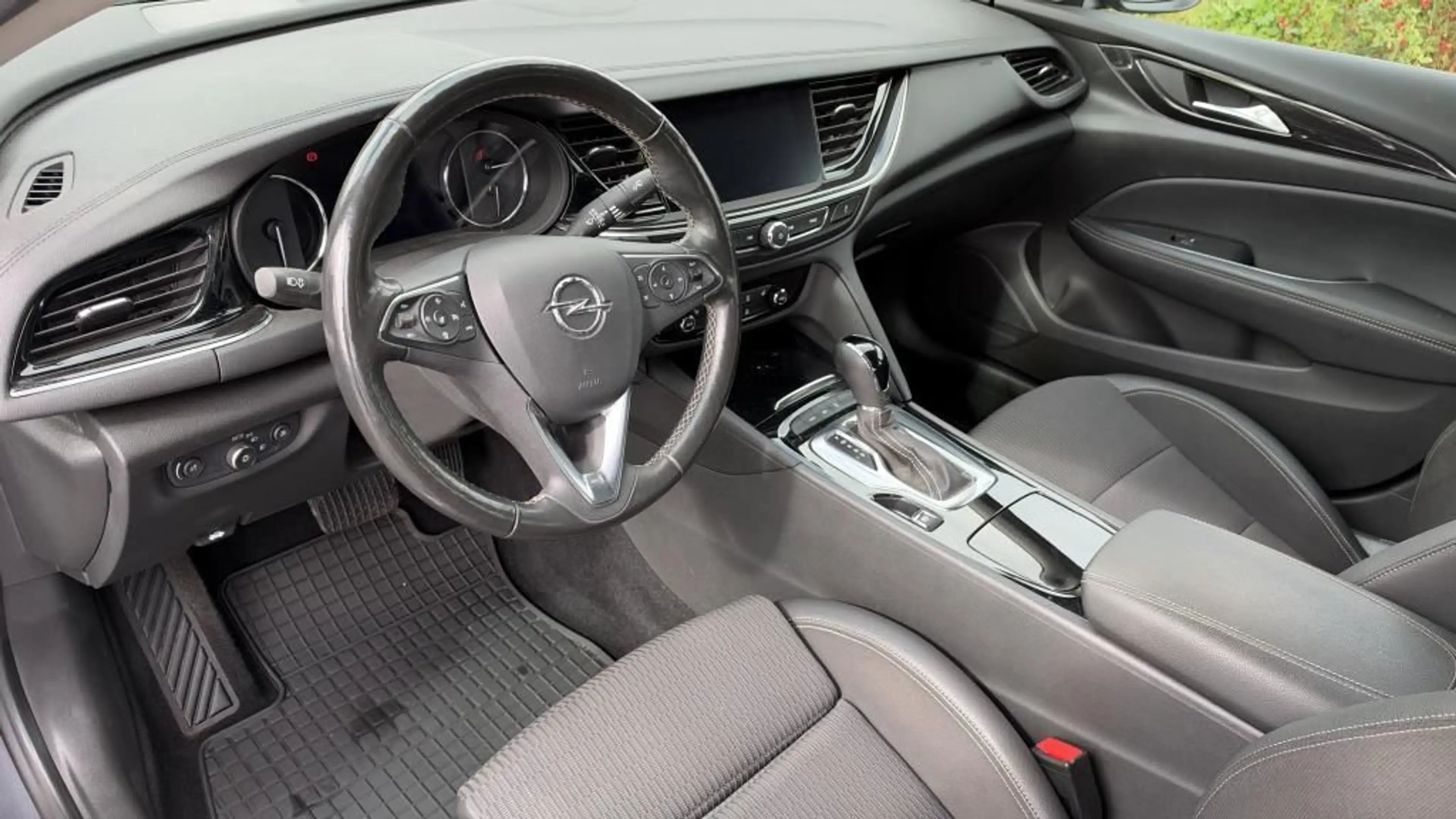 Opel Insignia Grand Sport Elegance 2.0 Navi+Kamera+SH — photo 9