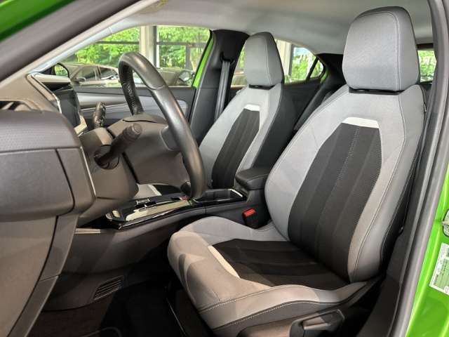Opel Mokka E