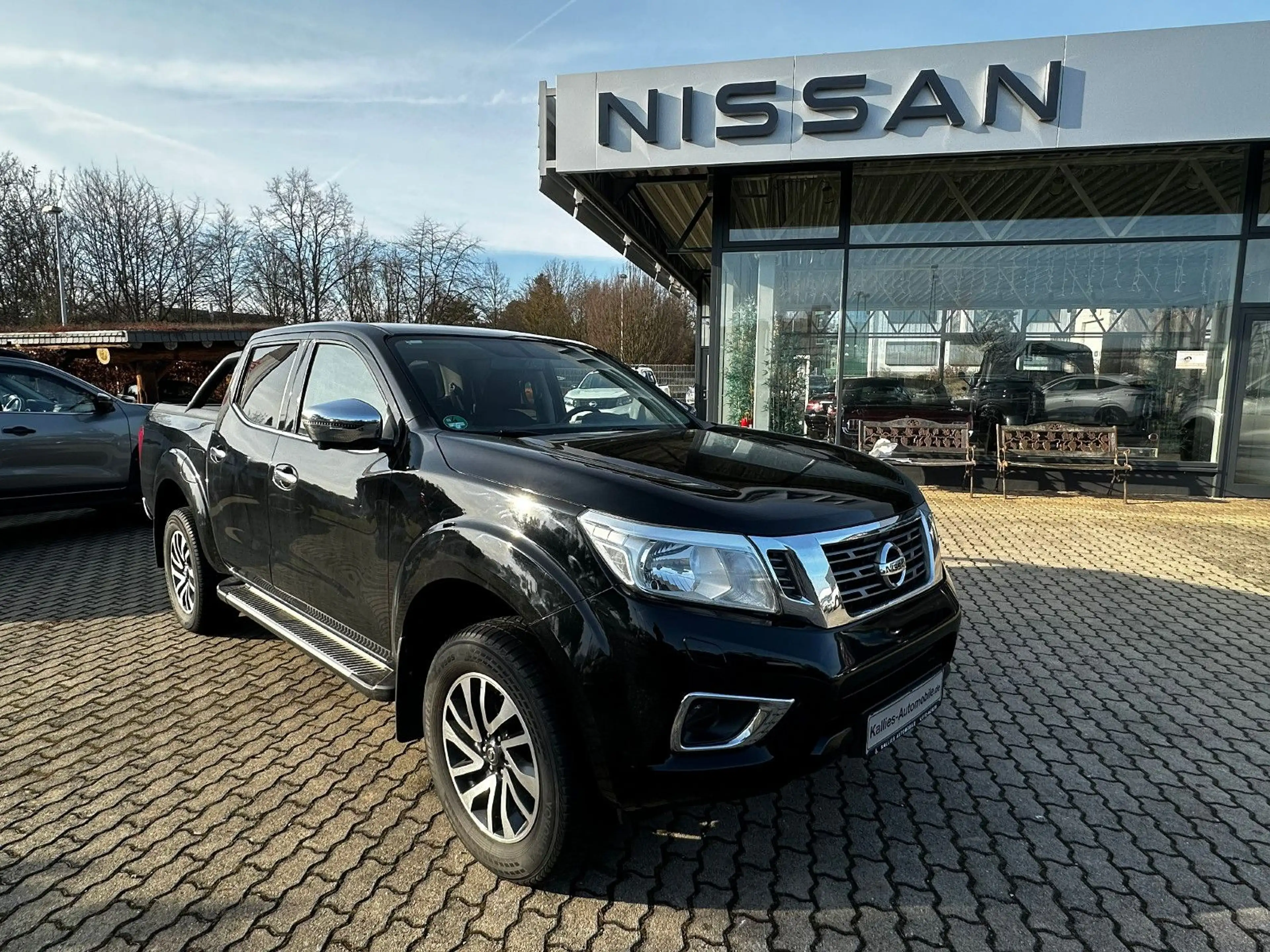 Nissan Navara Tekna — photo 8