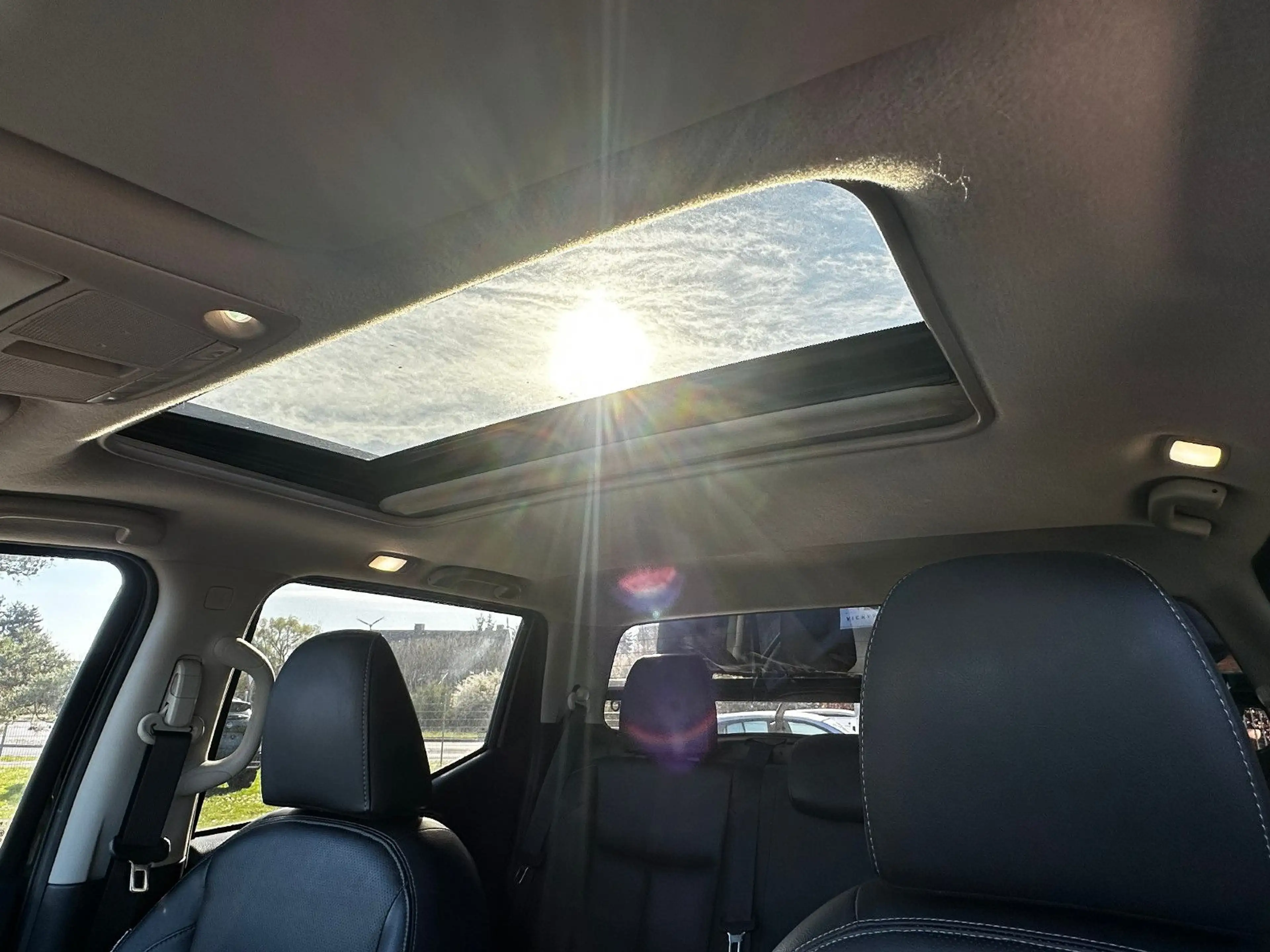 Nissan Navara Tekna — photo 15