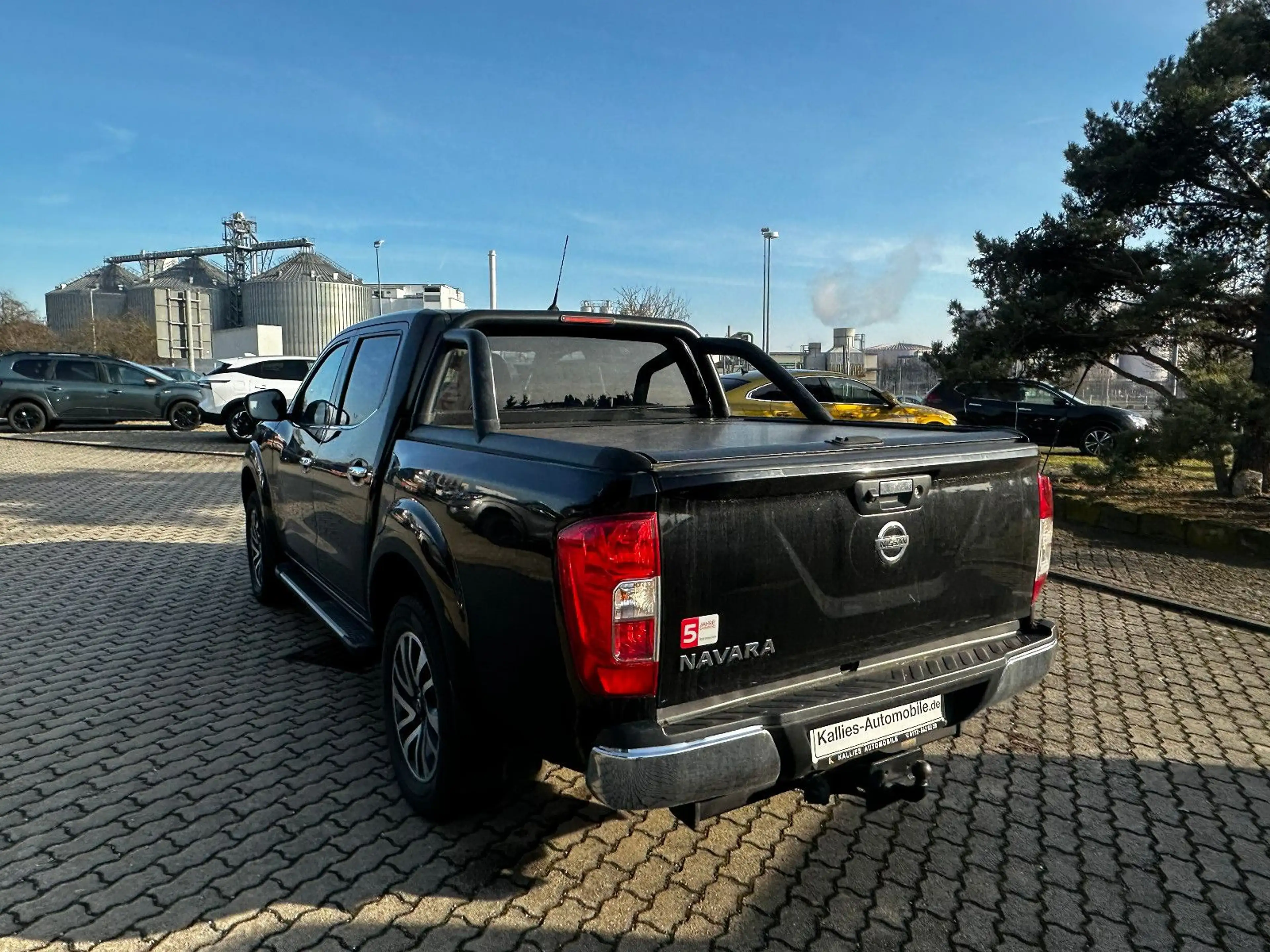 Nissan Navara Tekna — photo 4