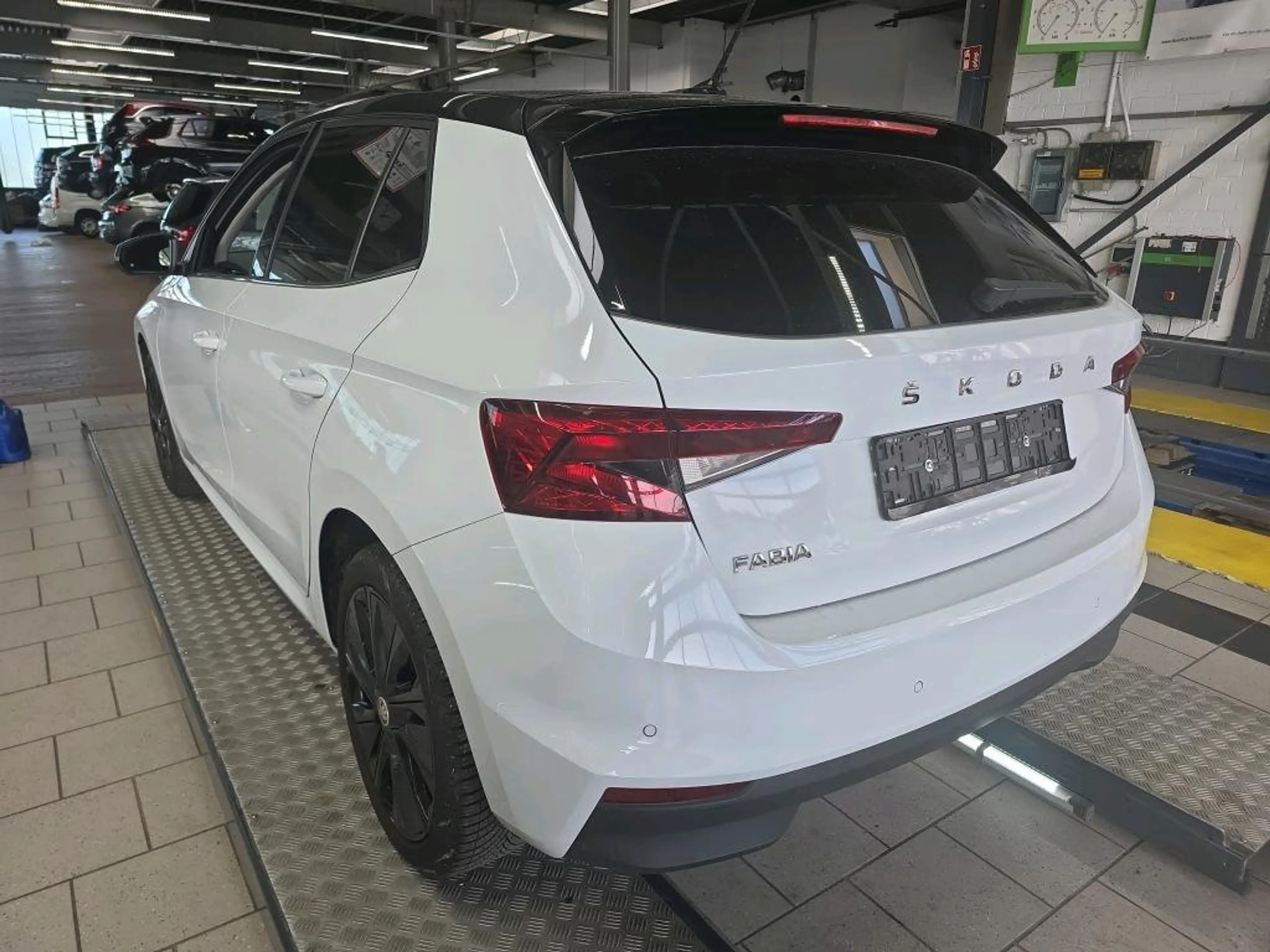 Skoda Fabia 1.5 TSI Style DSG/KAMERA/ACC/VIRTUAL/LED/ — photo 4