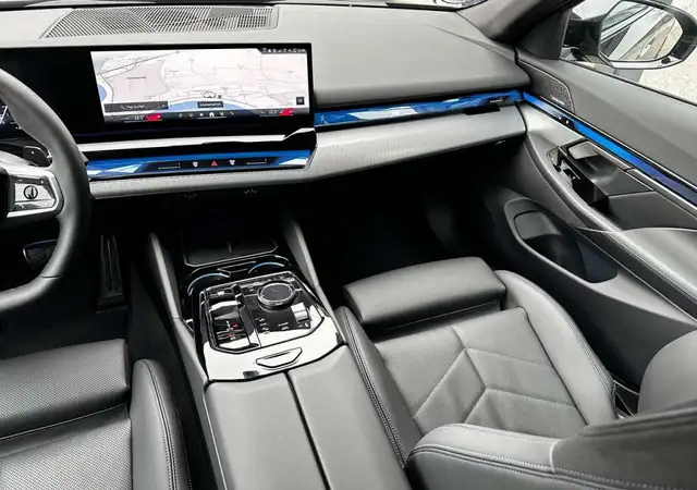 BMW 520 i Touring Aut. *M-Paket*ACC*H Ansicht 39