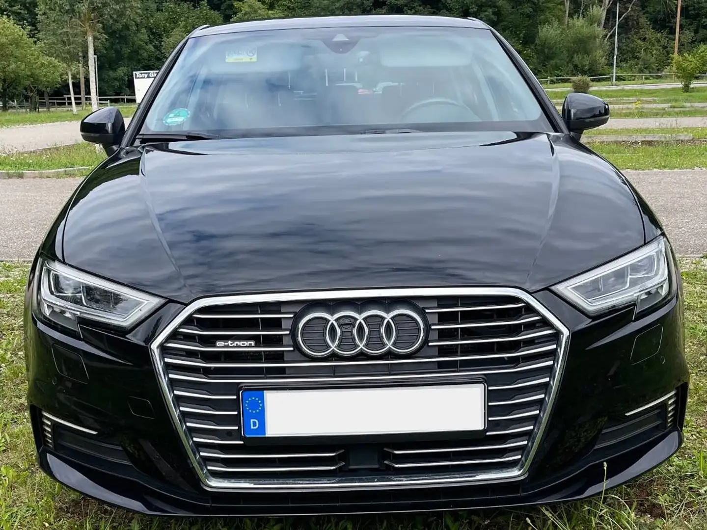 Audi A3 A3 40 e-tron Sportback S tronic Schwarz - 1