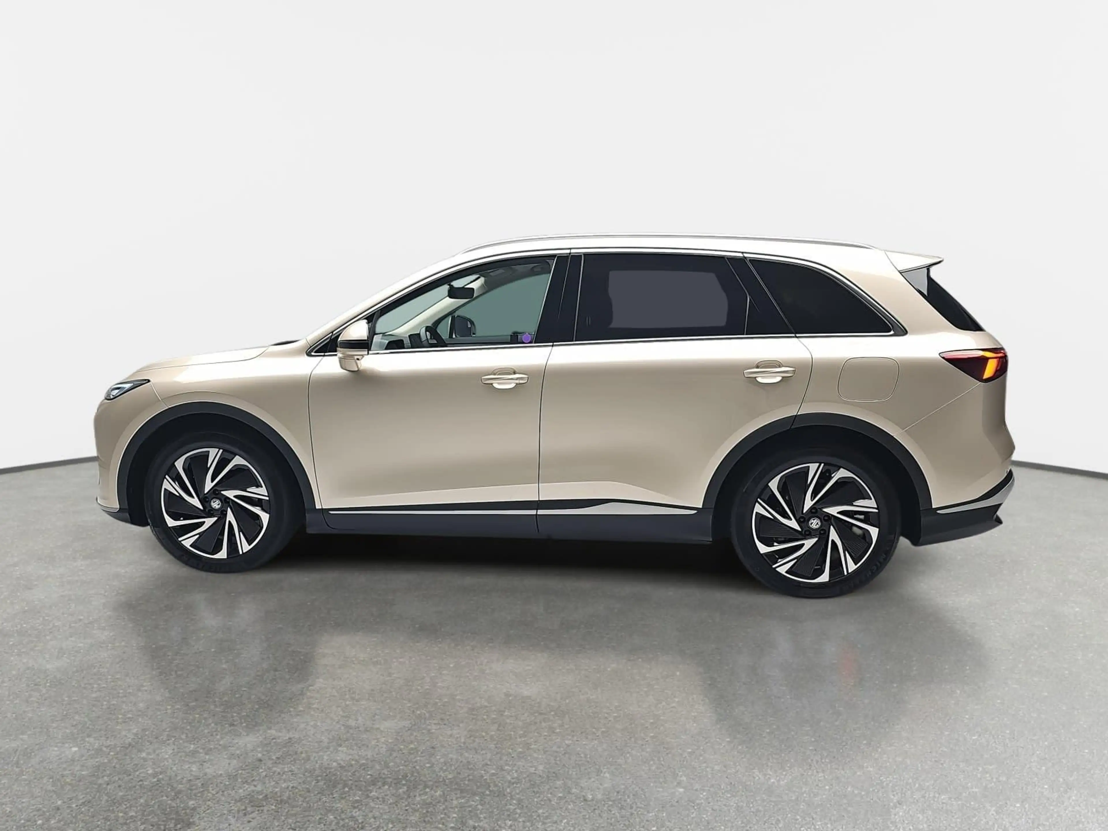 MG MGS6 EV MGS6 EV 77 KWH LUXURY AWD PANORAMA LEDER 20-ZOLL — photo 6