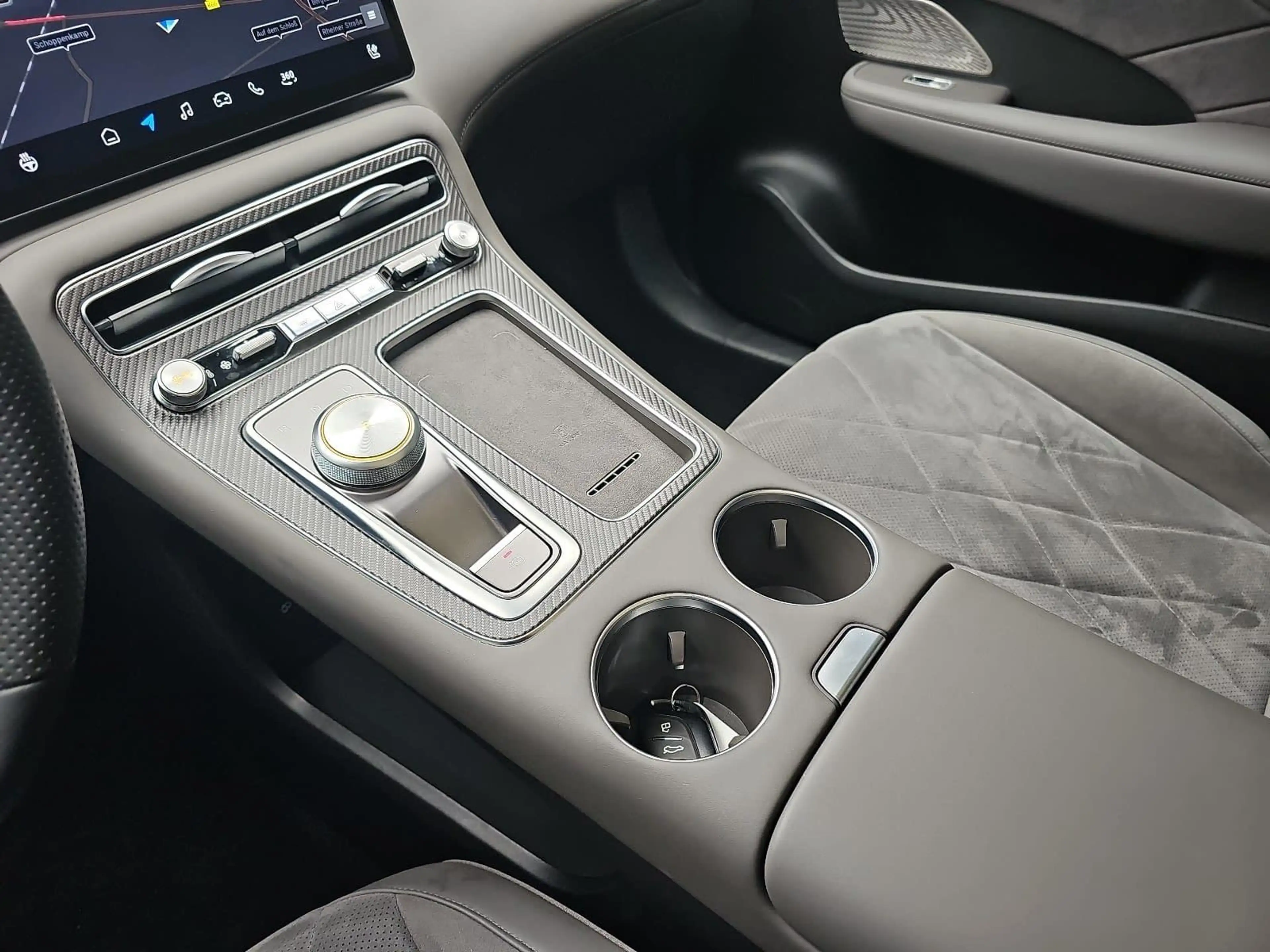 MG MGS6 EV MGS6 EV 77 KWH LUXURY AWD PANORAMA LEDER 20-ZOLL — photo 13
