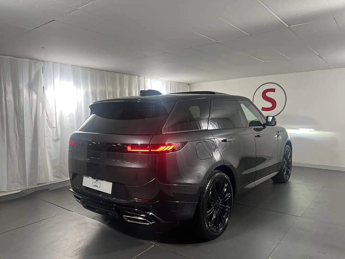 Land Rover Range Rover Sport P460e PHEV AWD Dynamic SE Aut. Grau - 2