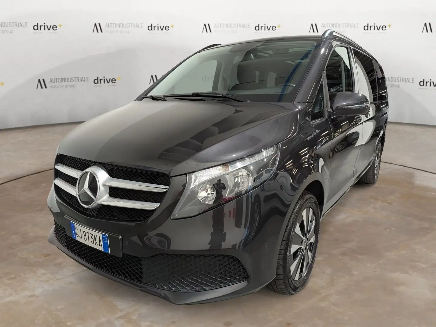 Mercedes-Benz V 250 250 d 4MATIC AUTOMATIC EXECUTIVE LONG GANCIO TRAI Grigio - 2