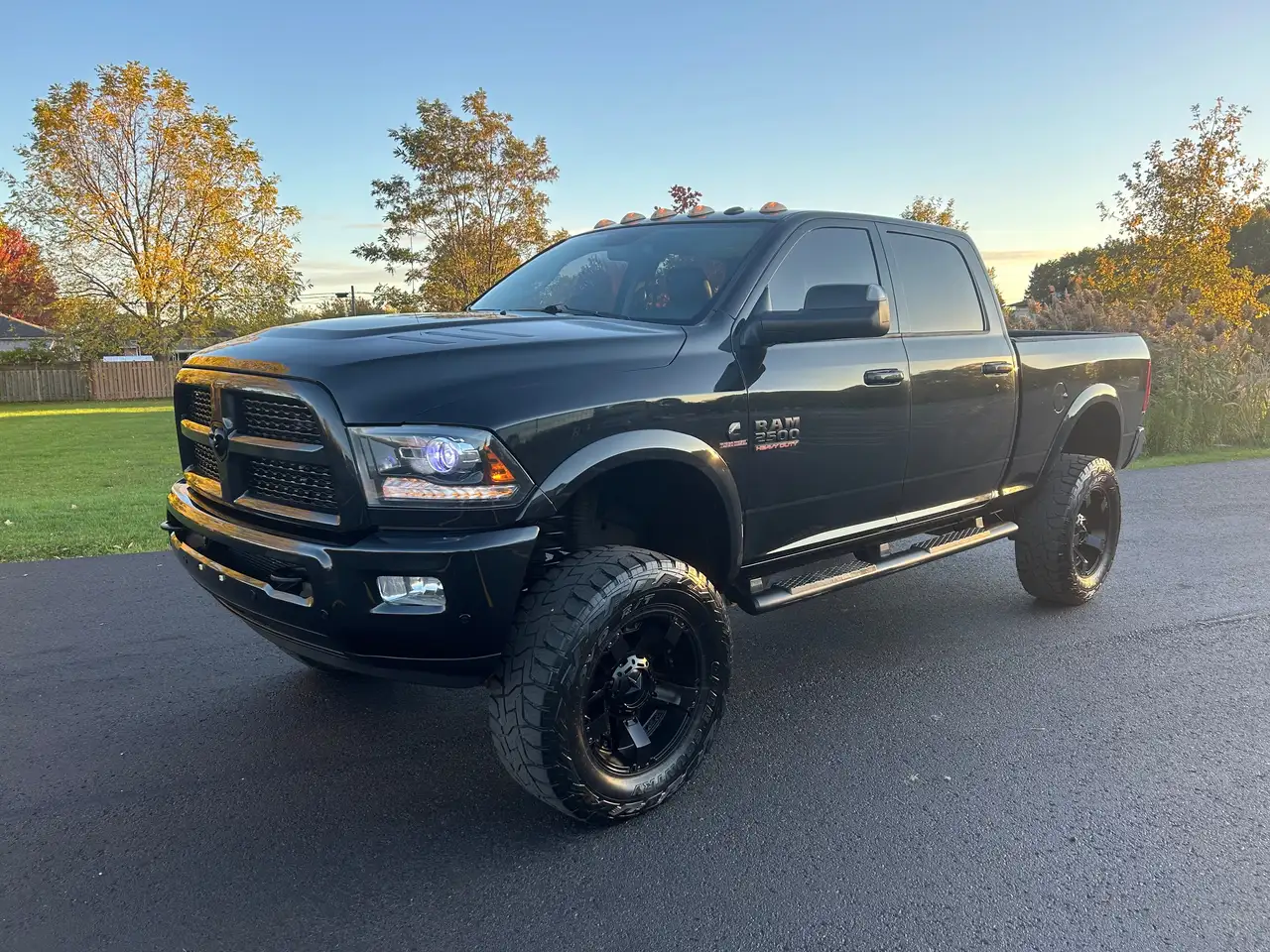 RAM 2500 снимка RAM 2500