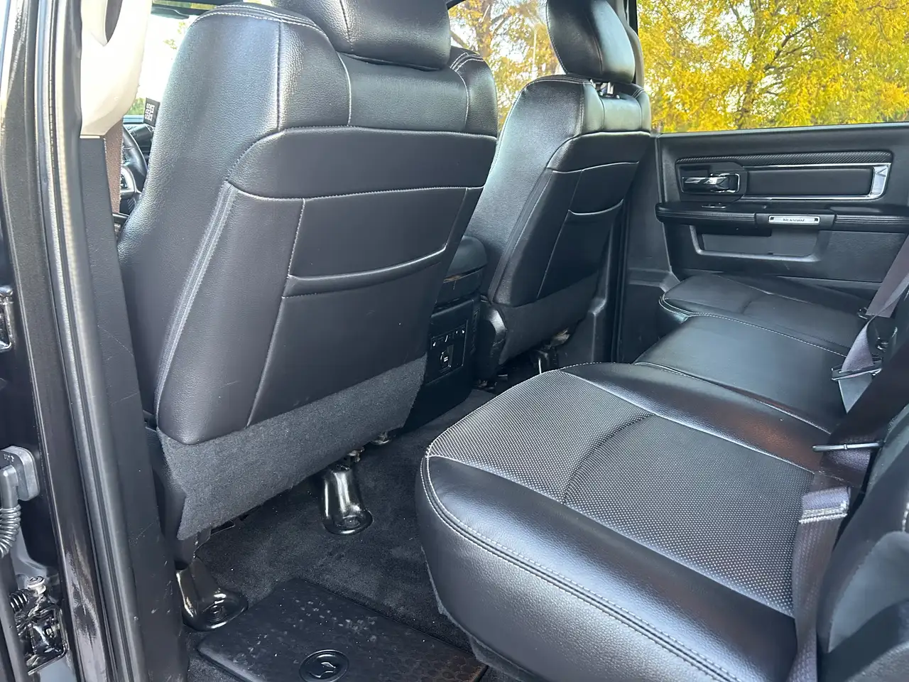 RAM 2500 снимка RAM 2500