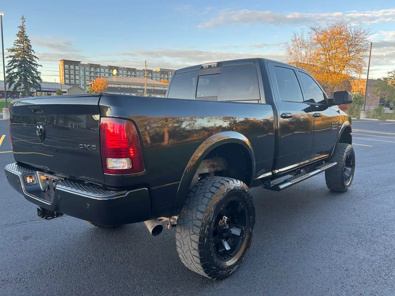 RAM 2500 снимка RAM 2500