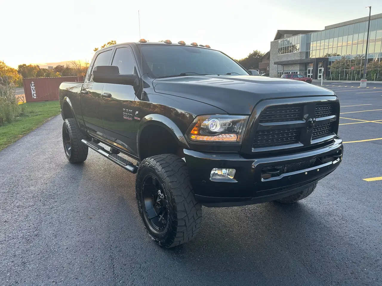 RAM 2500 снимка RAM 2500