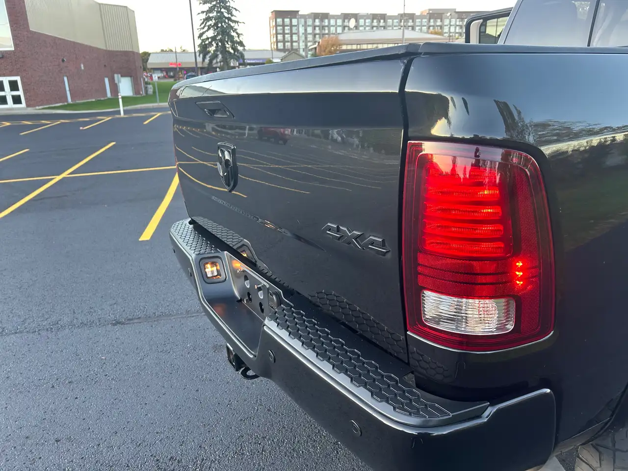 RAM 2500 снимка RAM 2500