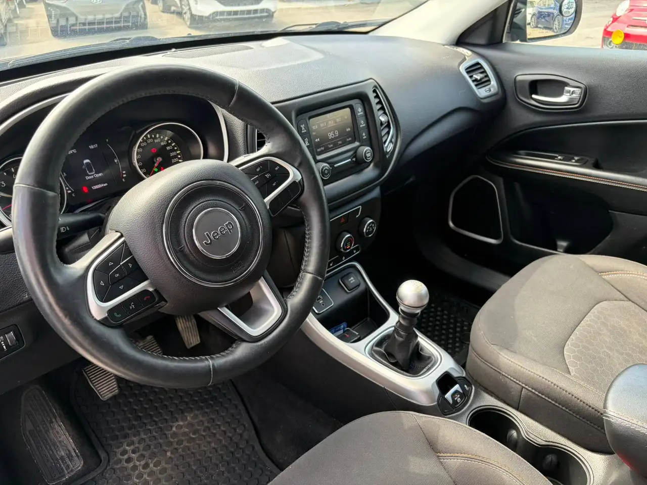 Jeep Compass photo Jeep Compass