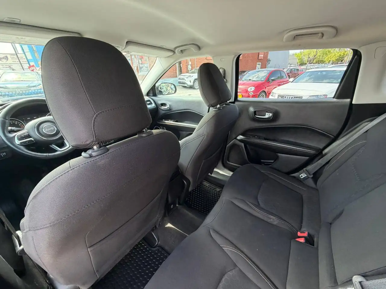 Jeep Compass photo Jeep Compass