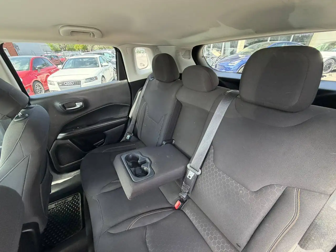 Jeep Compass photo Jeep Compass
