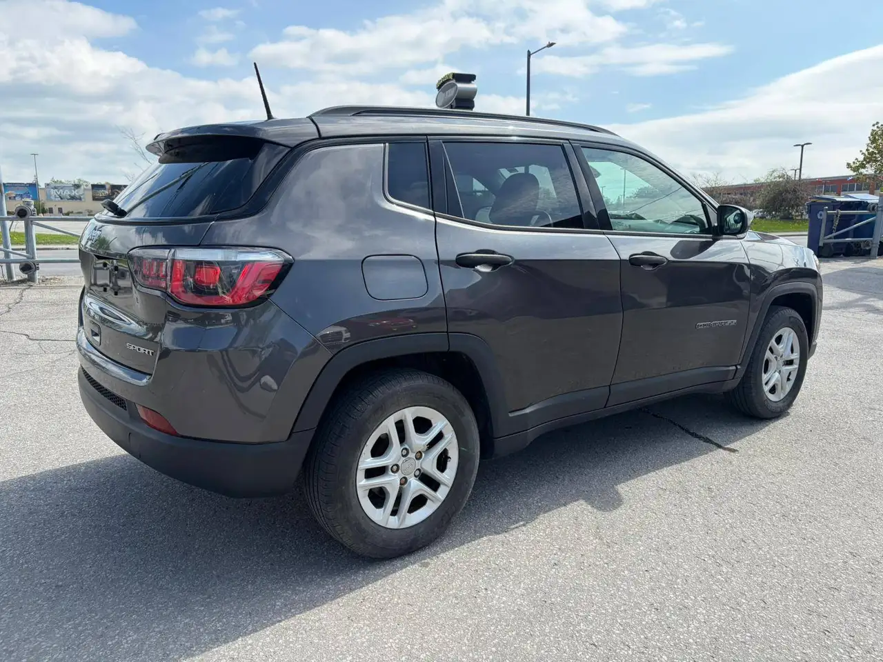 Jeep Compass photo Jeep Compass