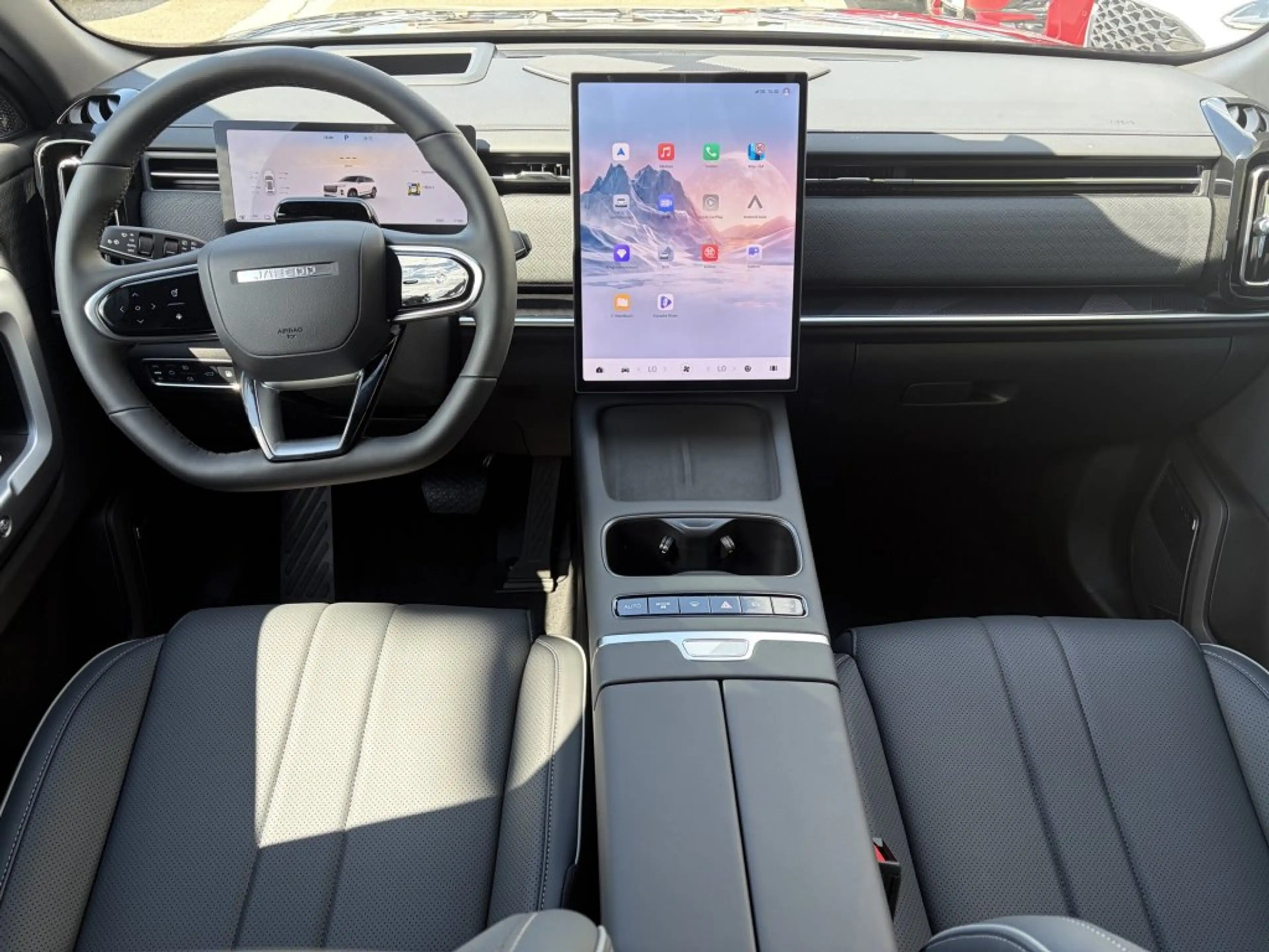 Jaecoo J7 7 PHEV Premium — photo 10