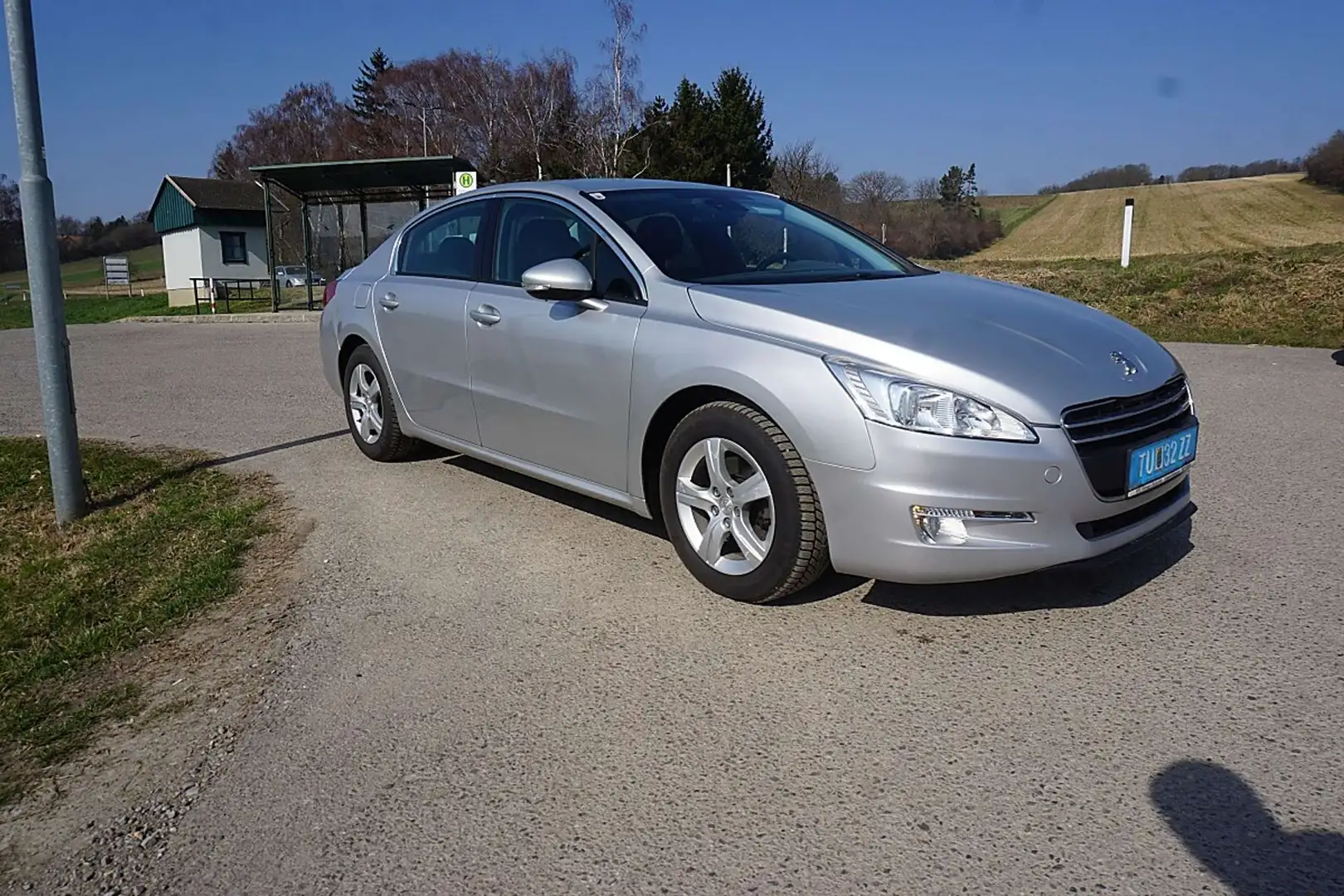 Peugeot 508 1,6 THP Active Grau - 2