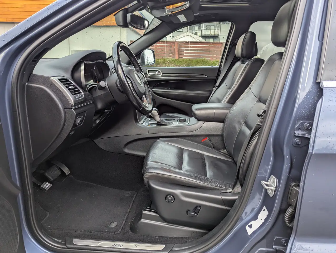 Jeep Grand Cherokee снимка Jeep Grand Cherokee