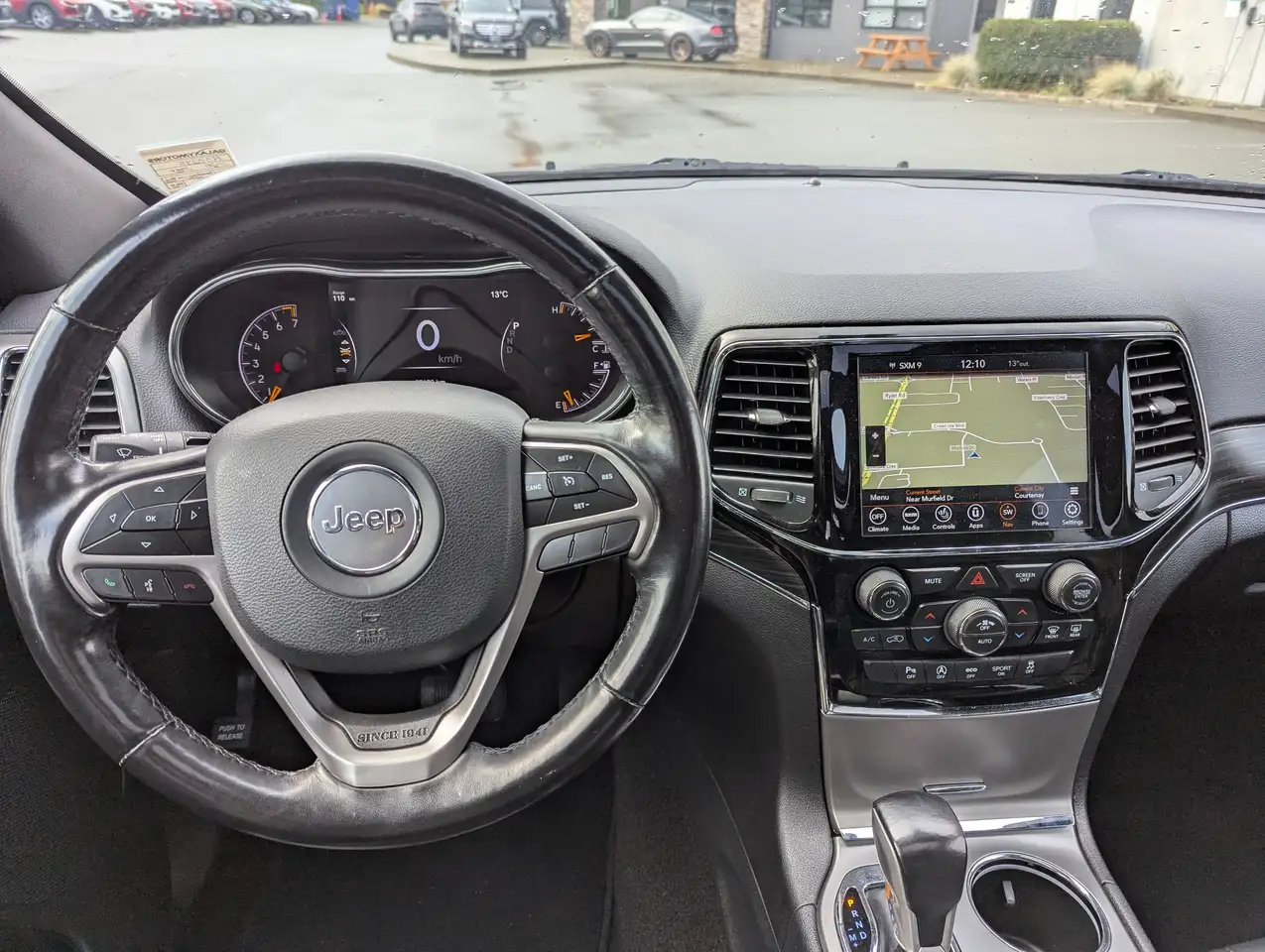 Jeep Grand Cherokee снимка Jeep Grand Cherokee