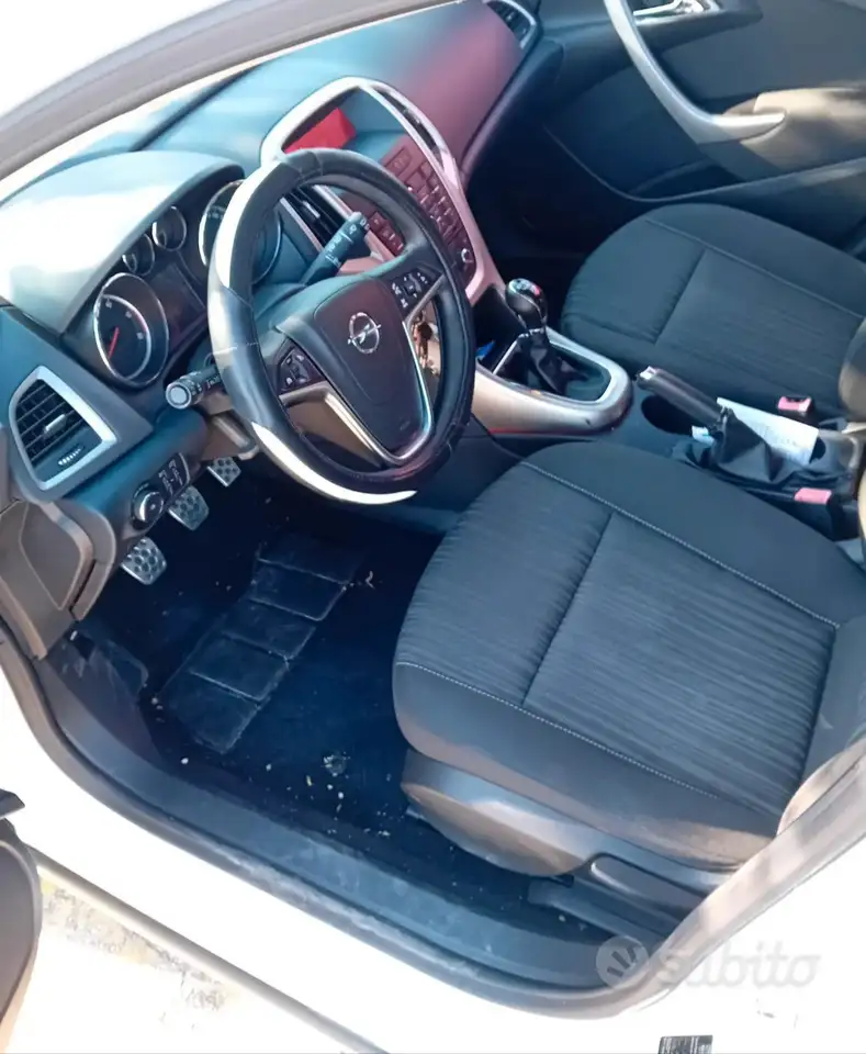 Opel Astra 3p 2.0 dti Sport Edition, foto 8