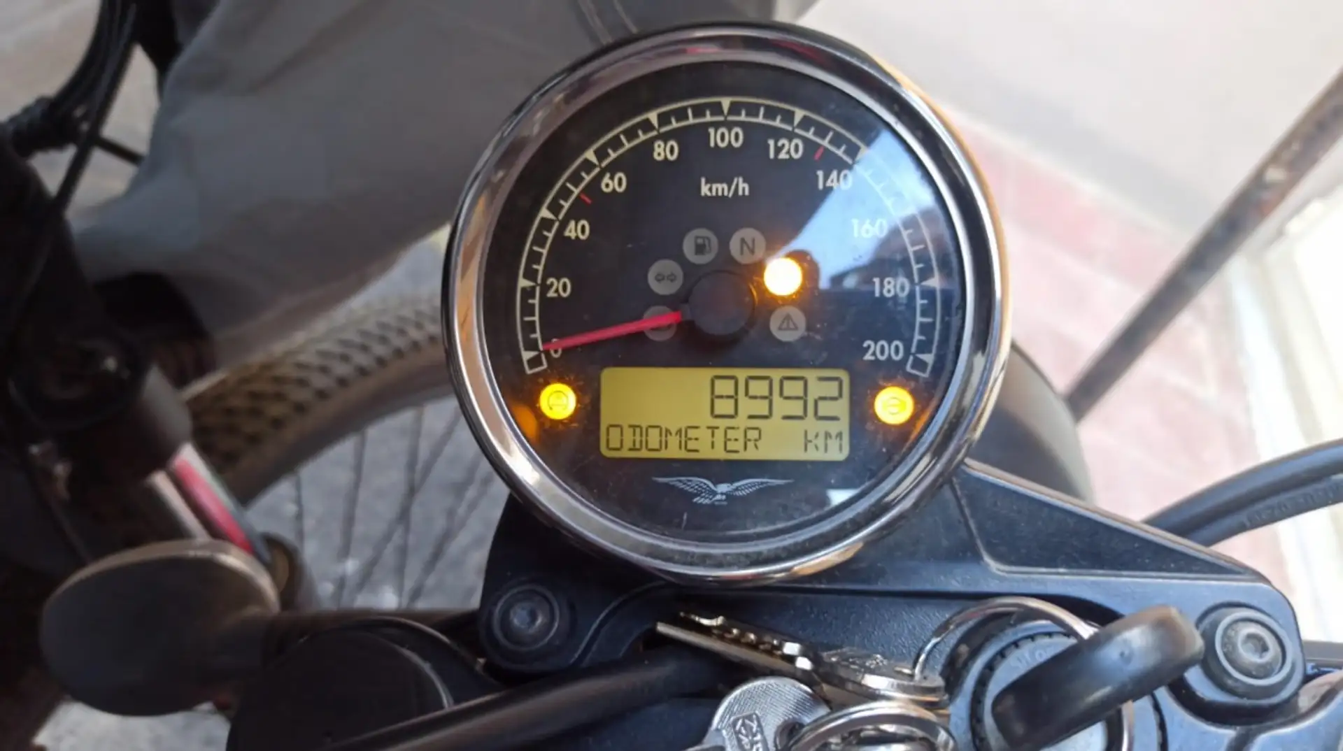 Moto Guzzi V 7 Rosso - 2
