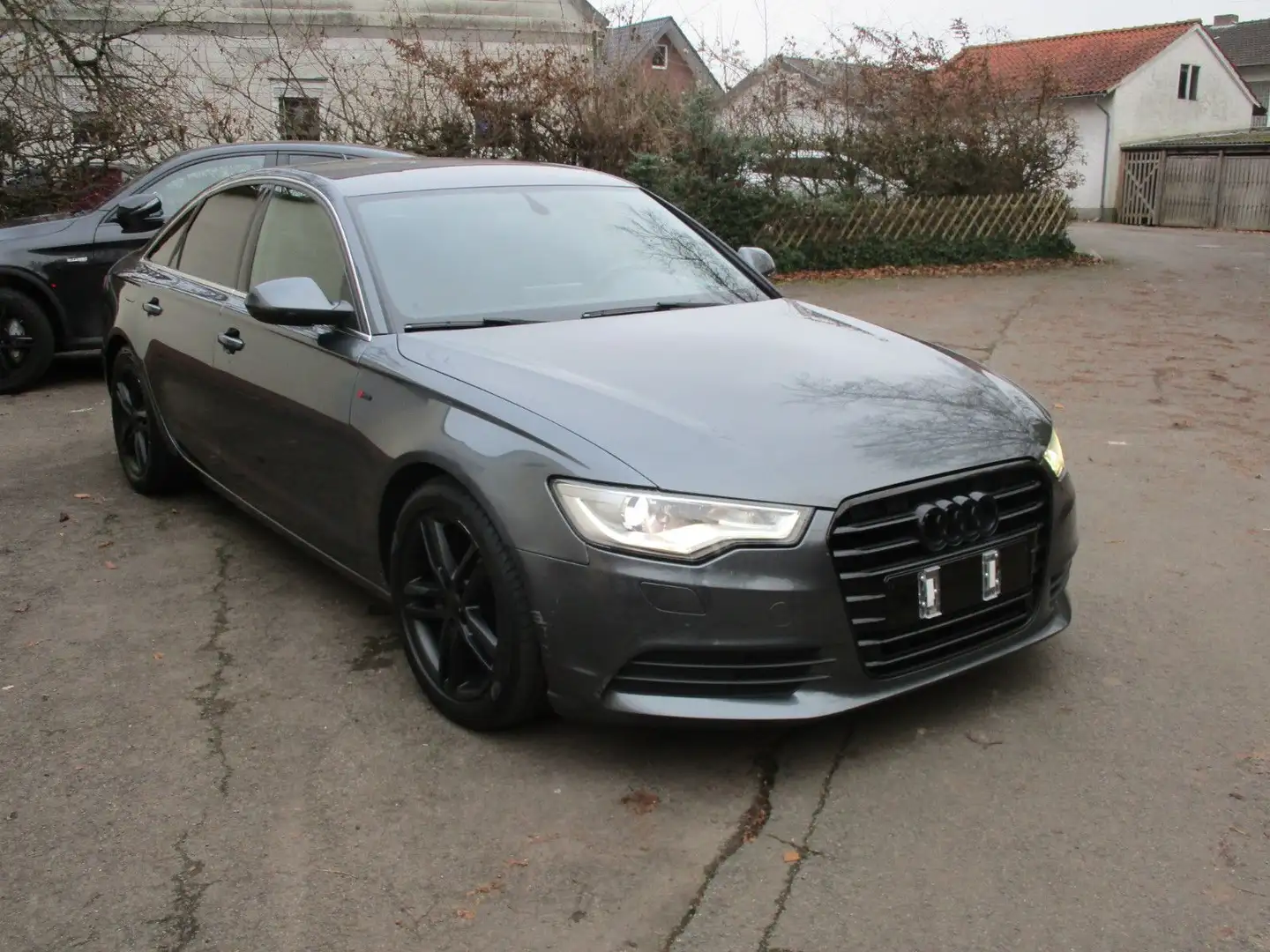 Audi A6 Lim. 2.8 FSI S-LINE , Memo, Navi, Automatik Grau - 2