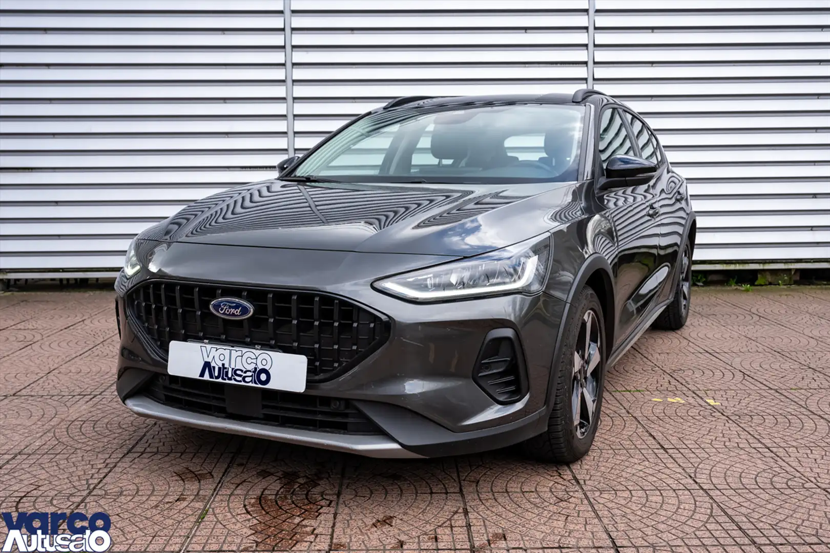 Ford Focus Focus Active 1.0 ecoboost h Design 125cv Grigio - 1