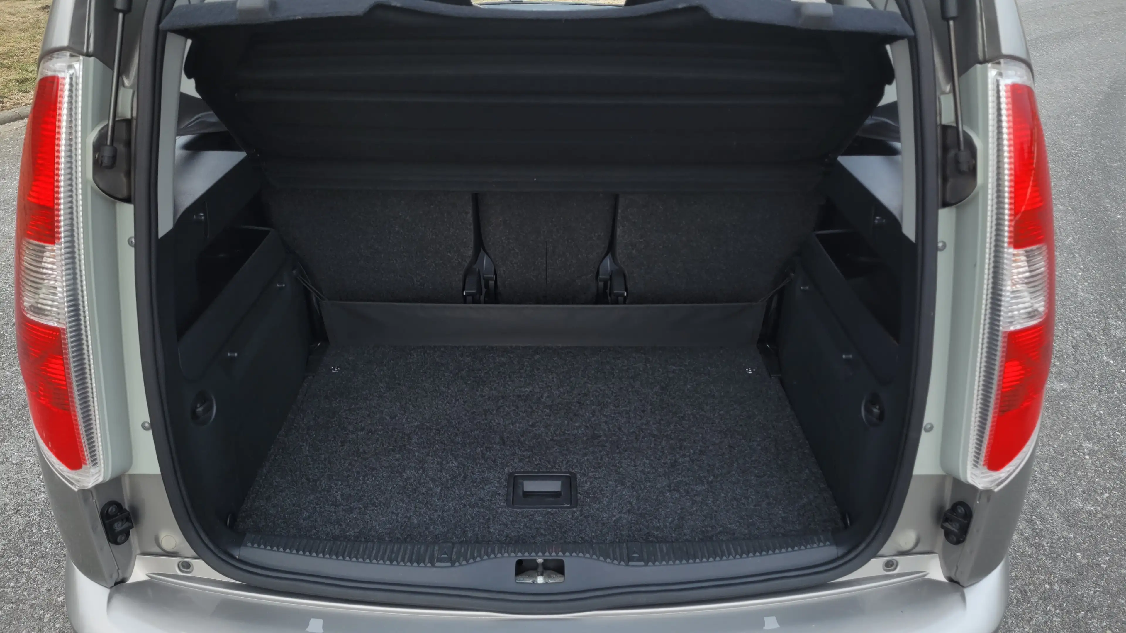Skoda Roomster Roomster 1.2 TSI Active erst 18.350 KM-Klima-1.Hd — photo 12