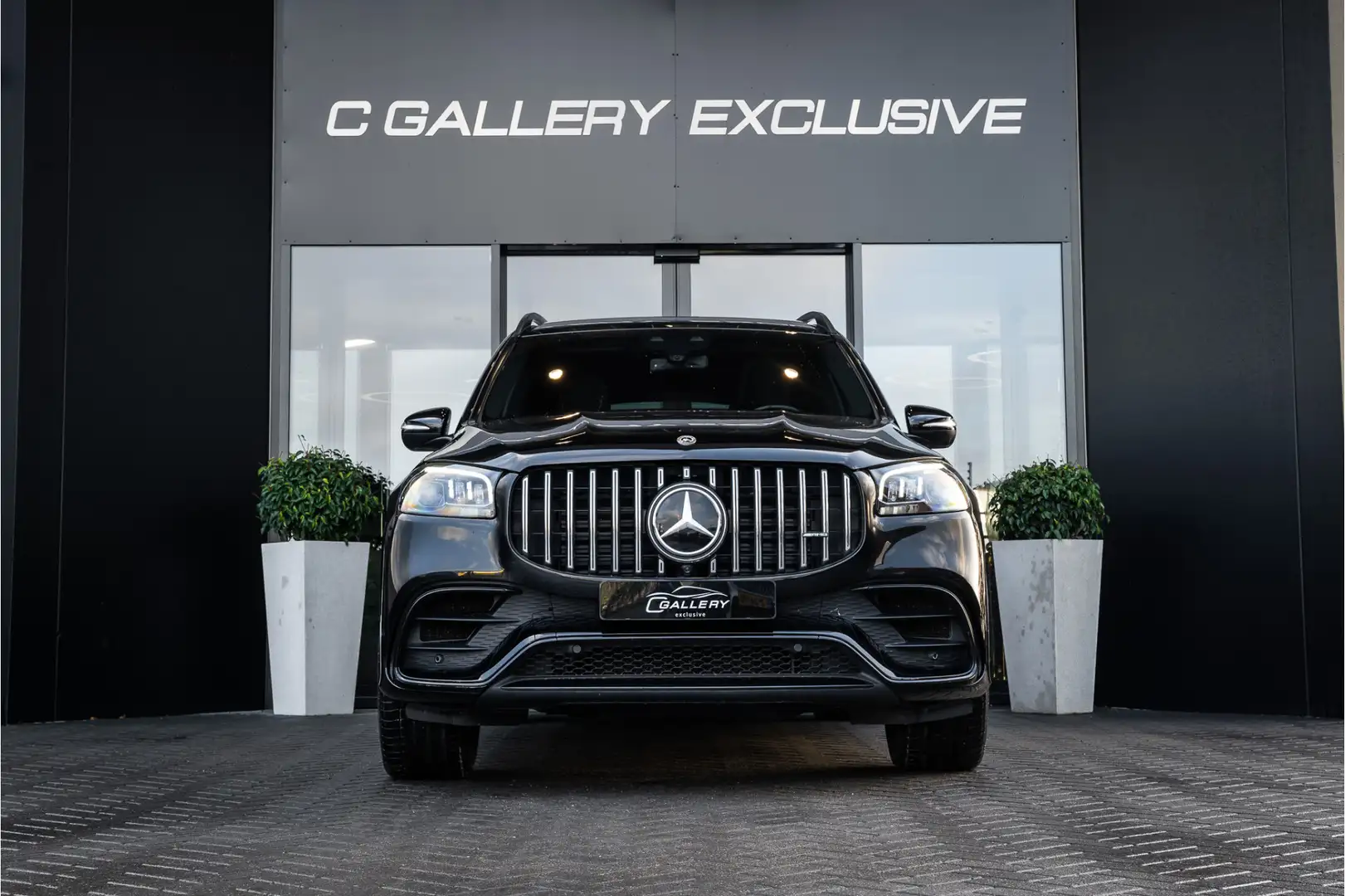 Mercedes-Benz GLS AMG GLS63 4MATIC - Panorama | Burmester | Luch Noir - 2