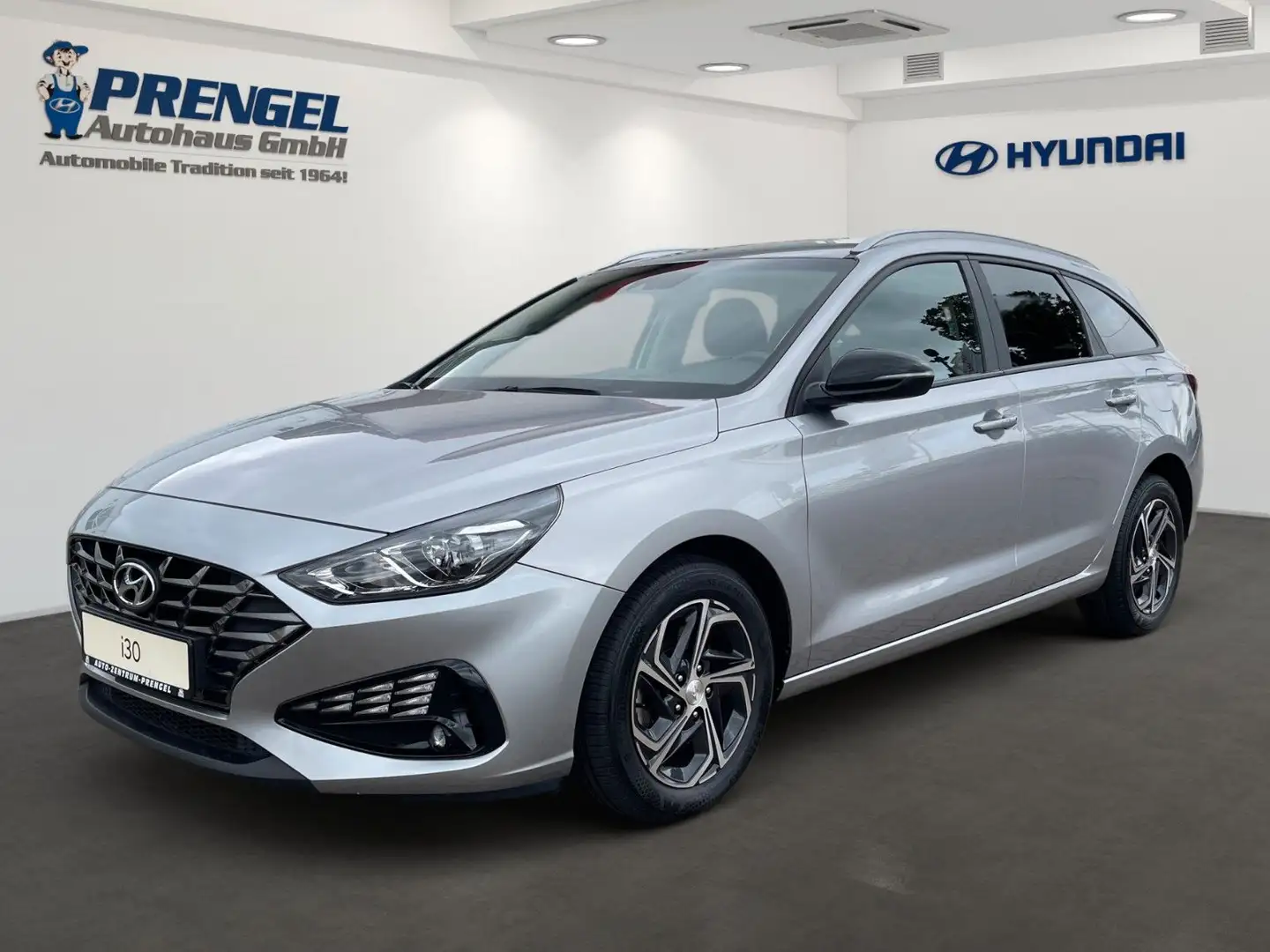 Hyundai i30 CW 1.0T-GDi Edt.30 SHZ/Kamera/Klima/App/DAB+ Silber - 1