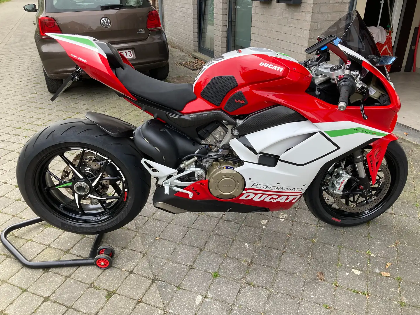 Ducati Panigale V4 Rojo - 1