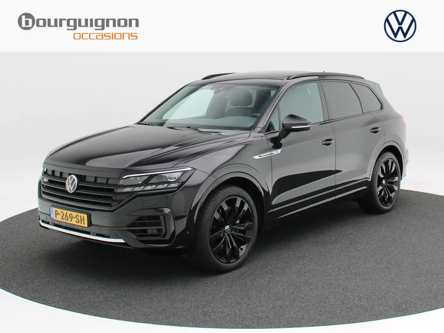 Volkswagen Touareg 3.0 TSi 340 Pk R-Line | Panoramadak | Trekhaak | L Noir - 1