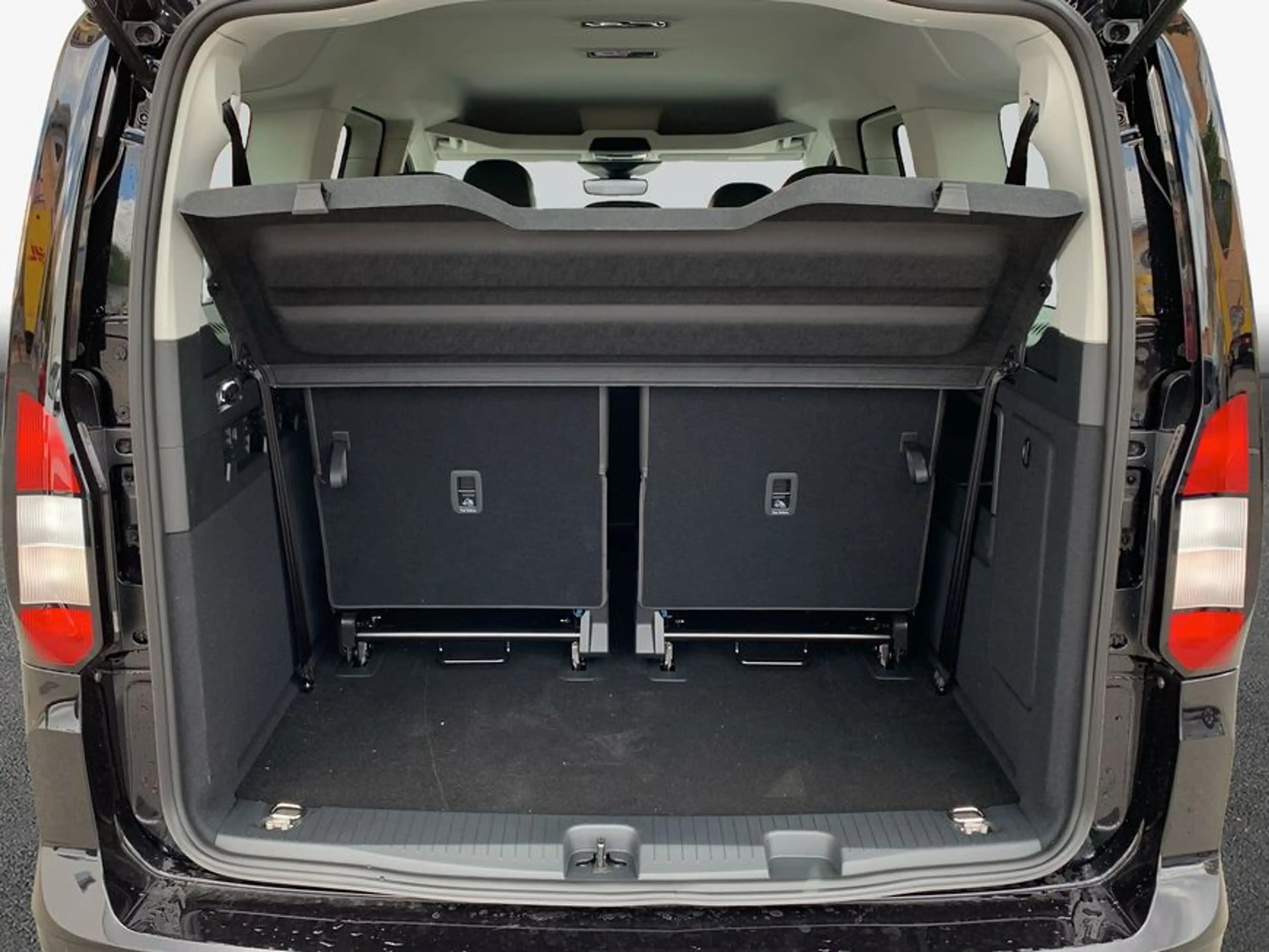 Ford Grand Tourneo Connect 1.5 Aut. TITANIUM 7 Sitze AH — photo 8