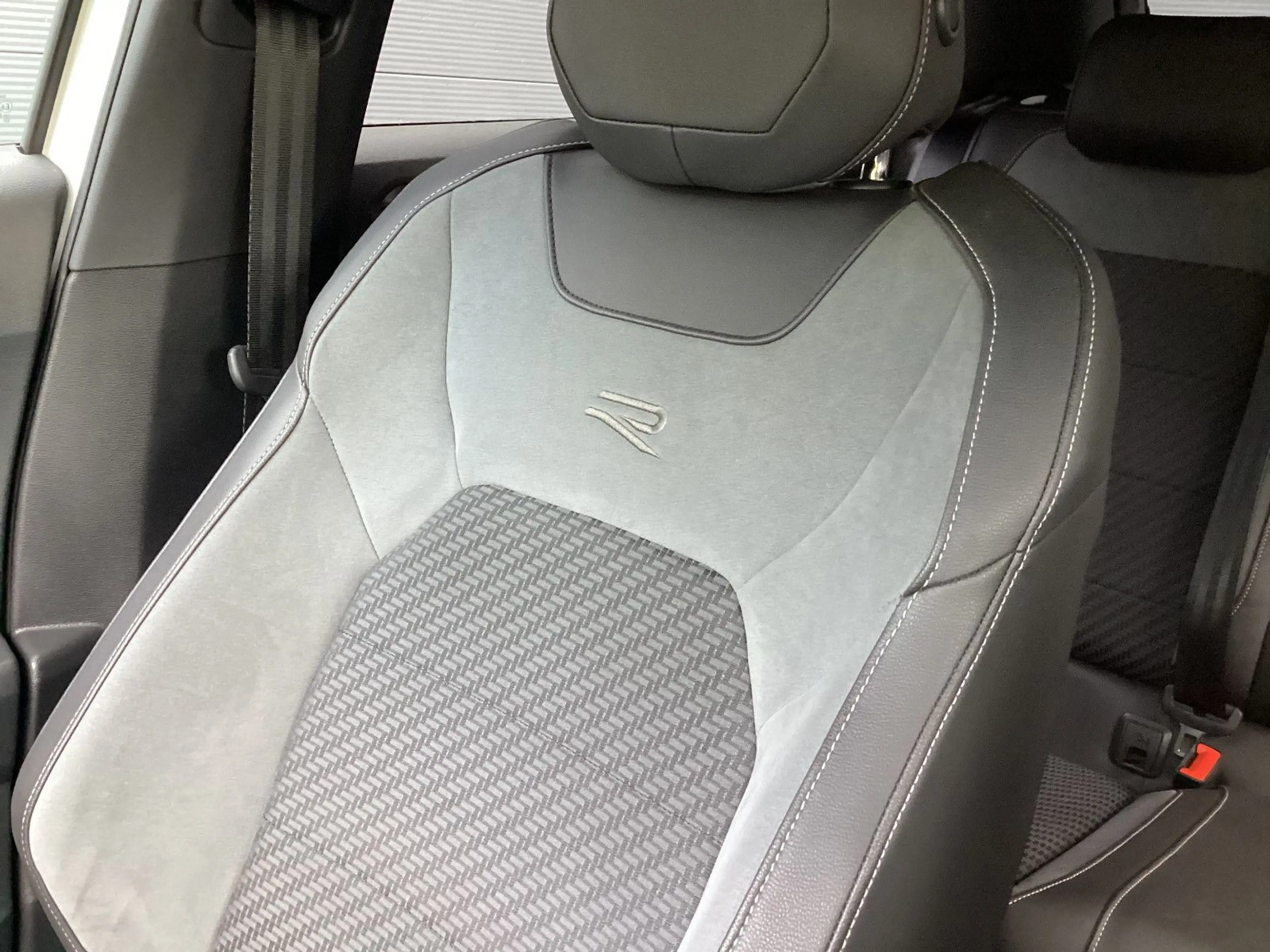 Volkswagen T-Roc R,Navi,Sitzheizung,250kW340PS,Klima — photo 10