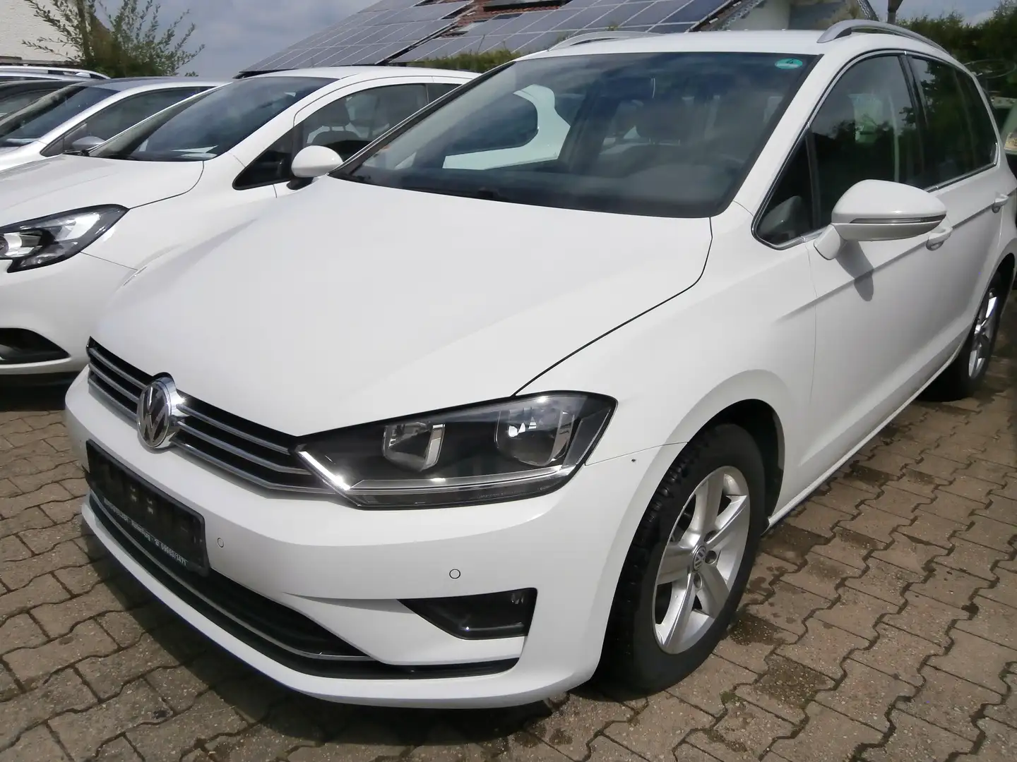 Volkswagen Golf Sportsvan Highline BMT/Start-Stopp LM-Felgen AHK PDC Klima Weiß - 1