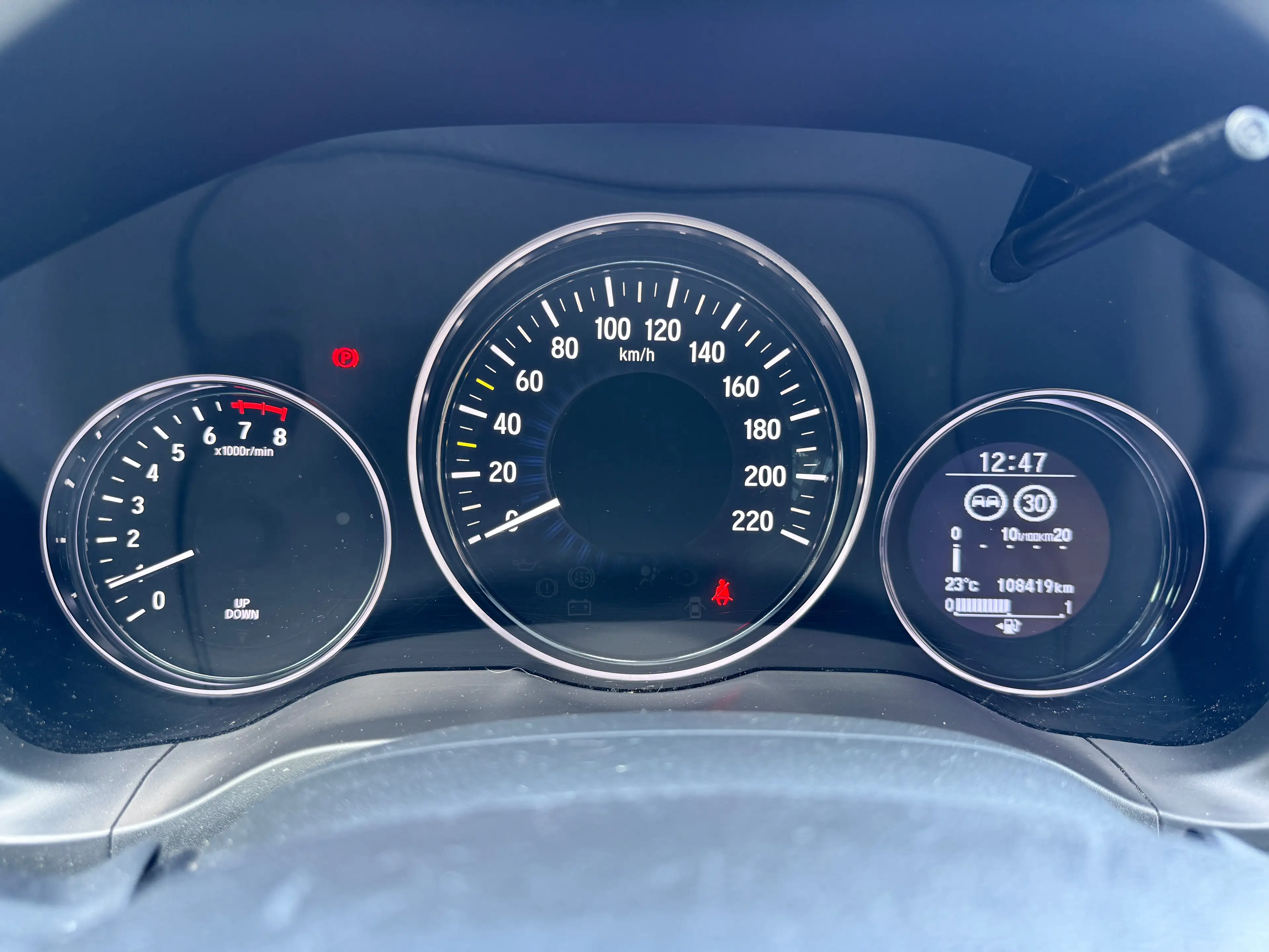 Honda HR-V 1.5 i-VTEC Elegance *1.Hand*HU a.W. neu*PDC*SHZ*Klimaautom.*Tempomat* — photo 14