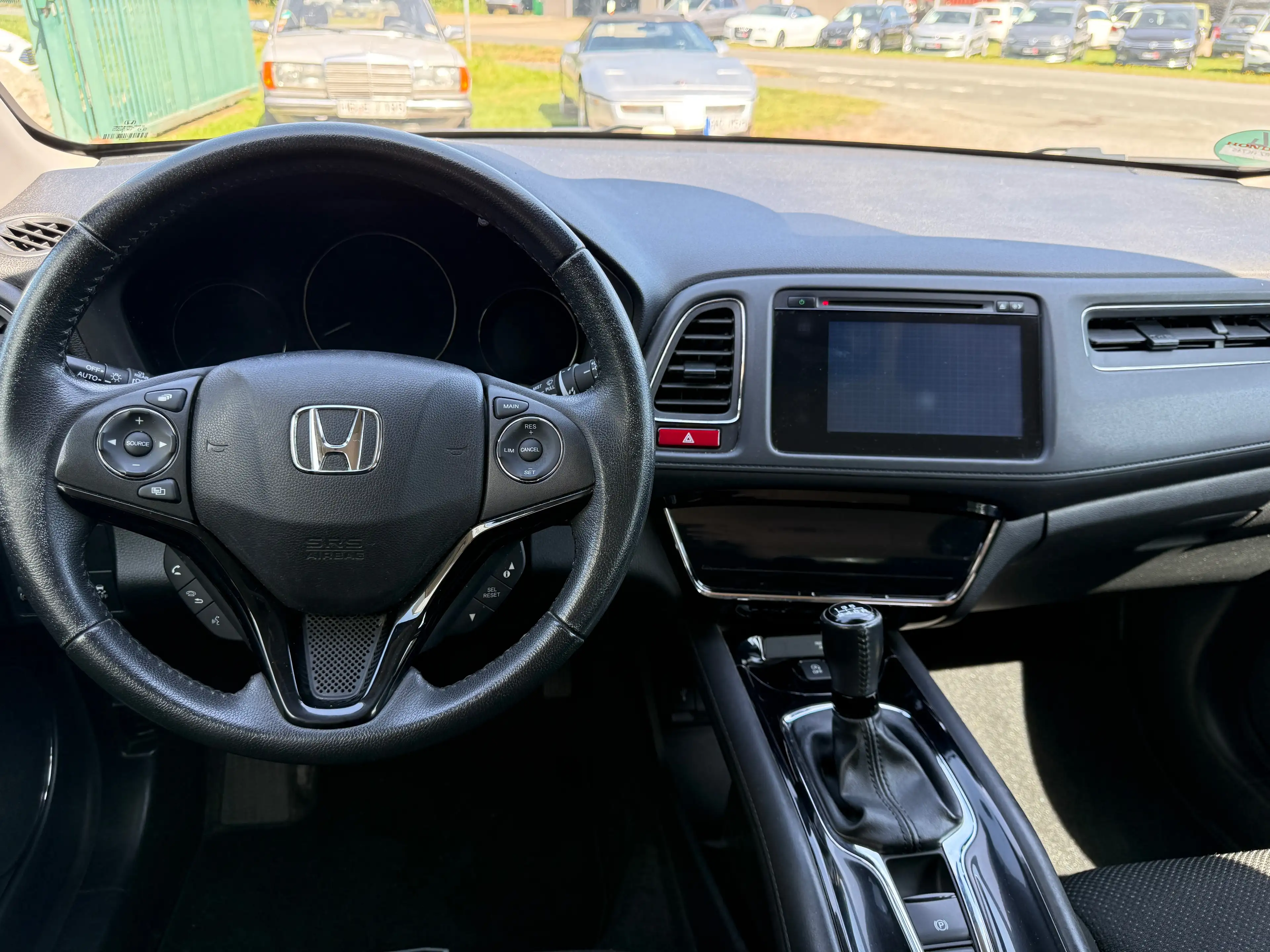 Honda HR-V 1.5 i-VTEC Elegance *1.Hand*HU a.W. neu*PDC*SHZ*Klimaautom.*Tempomat* — photo 13