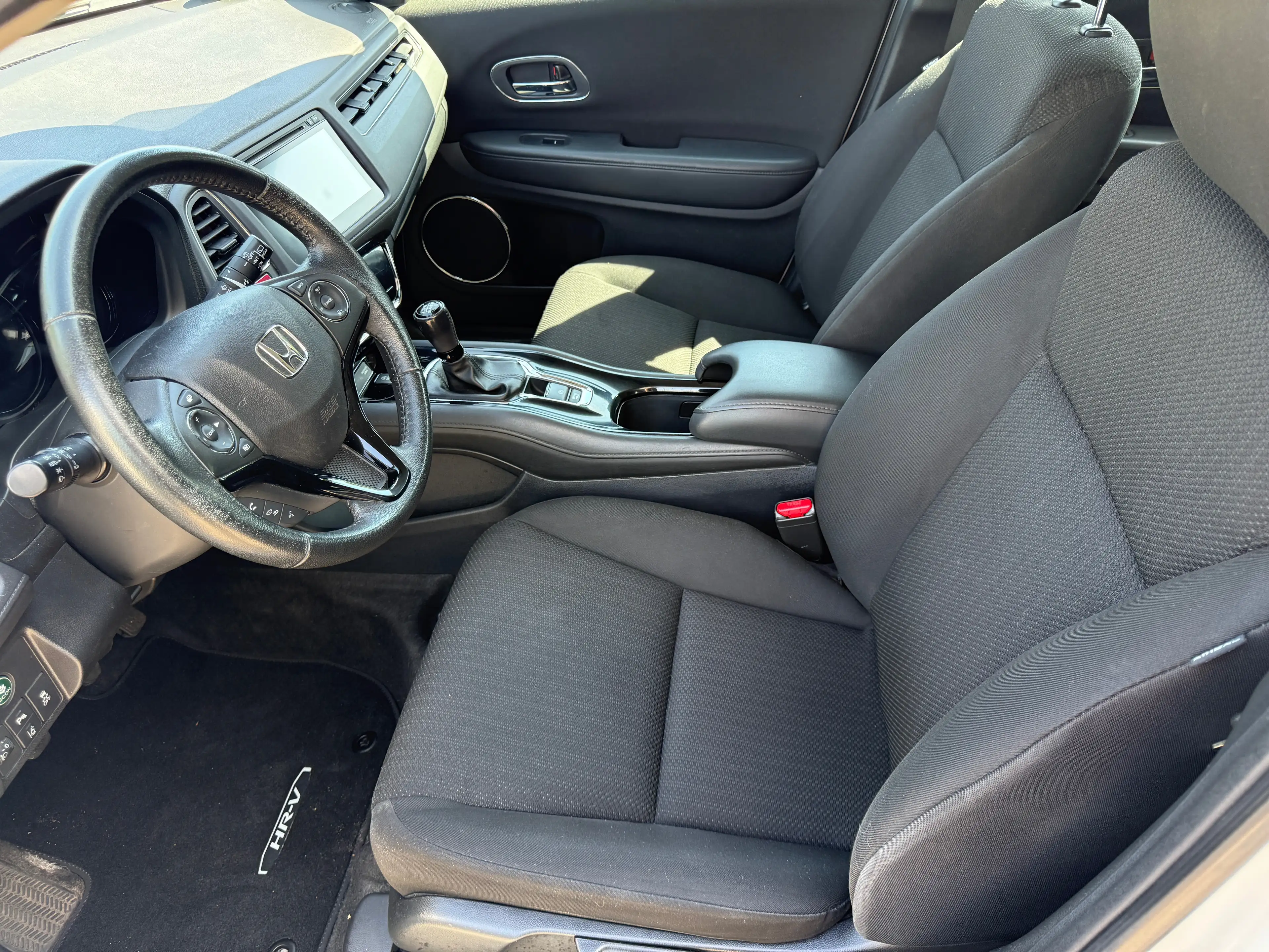 Honda HR-V 1.5 i-VTEC Elegance *1.Hand*HU a.W. neu*PDC*SHZ*Klimaautom.*Tempomat* — photo 9